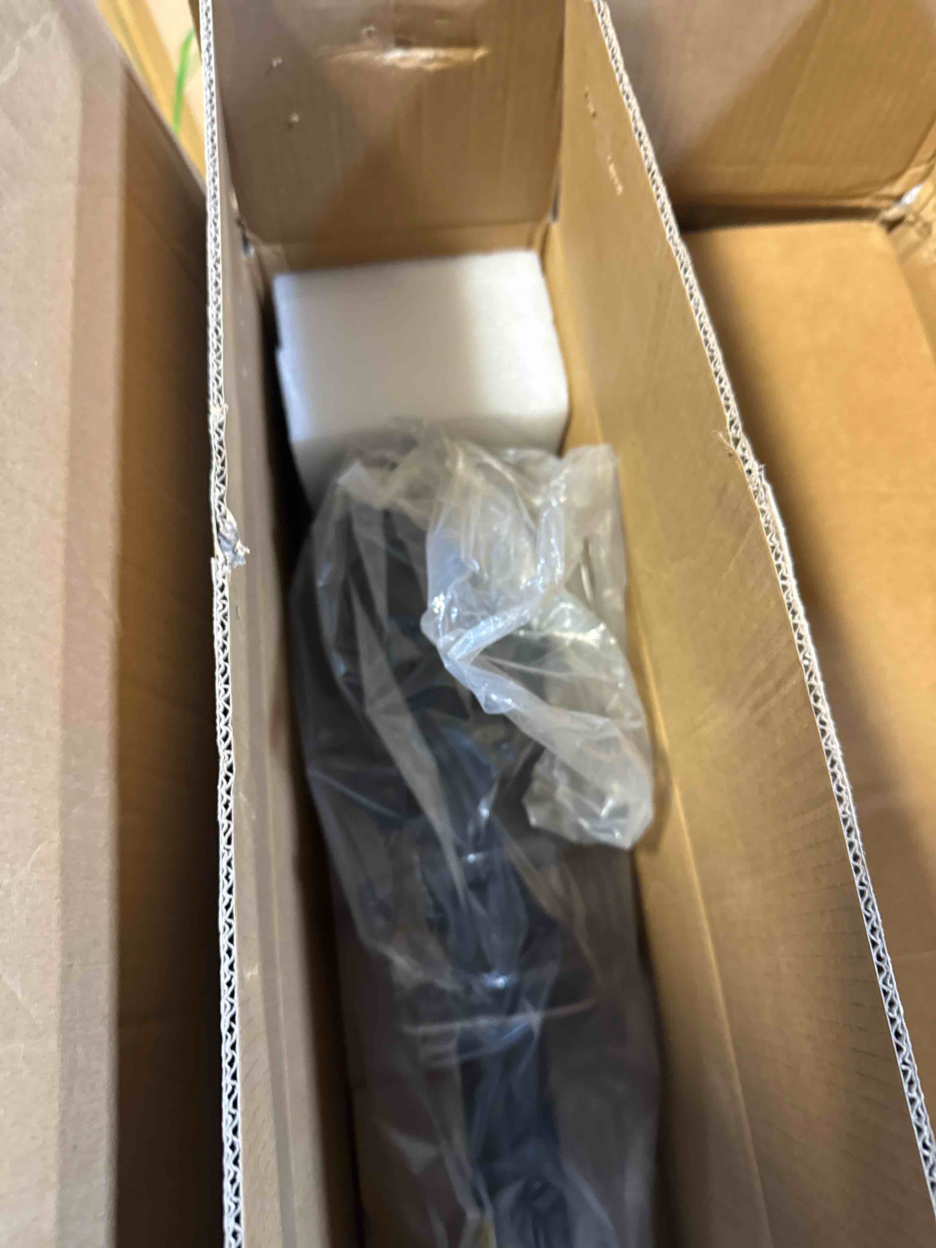 https://s3.amazonaws.com/lotting-images-prod/phillipi/BRN1328697_1778524378971.jpeg