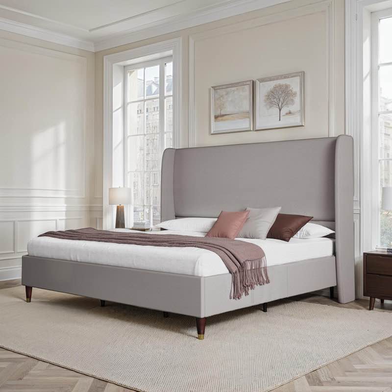 Belo Upholstered Platform Bed King