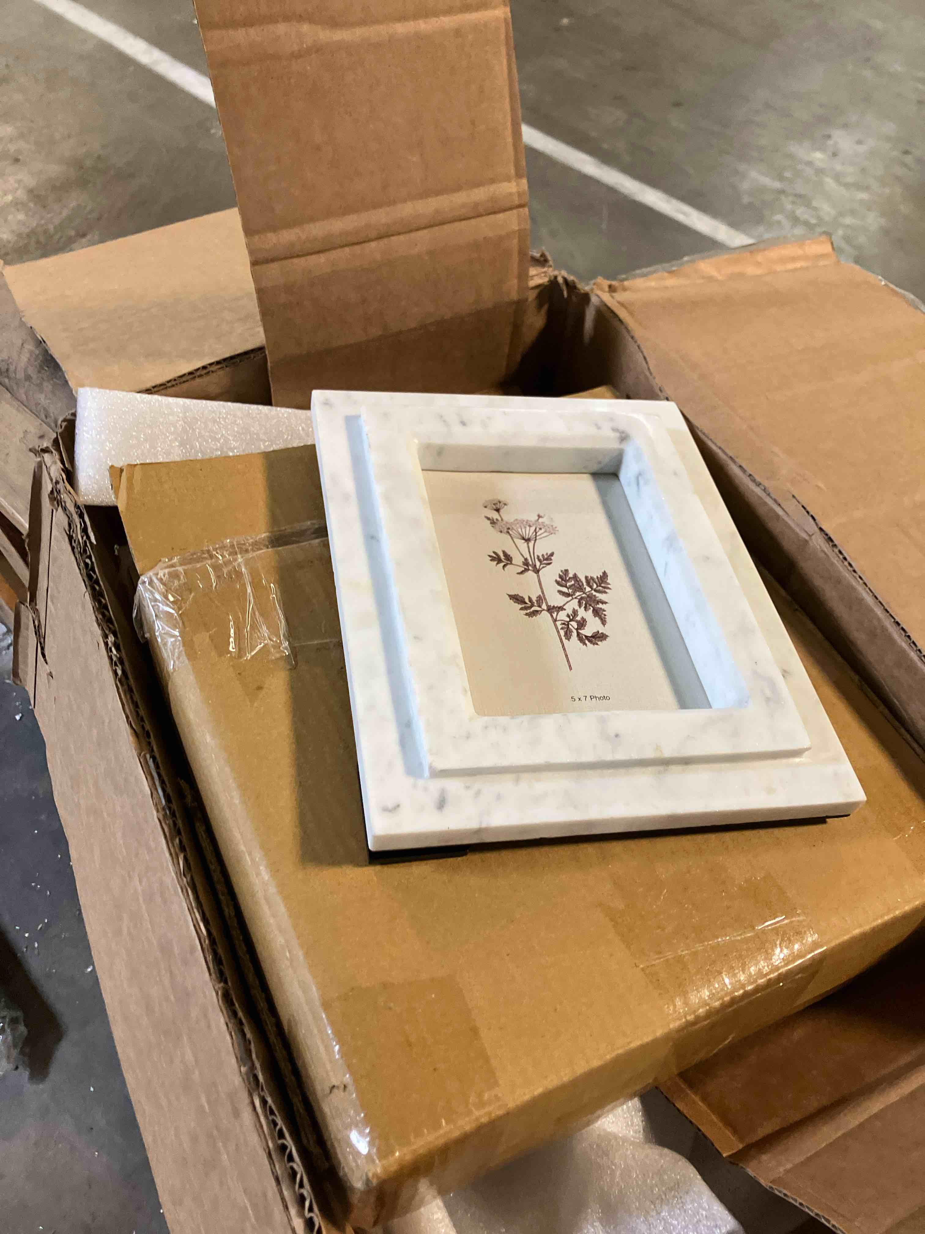 Condition photo showing As Is for Zodax White Marble Photo or Picture Frames | Clermont 5x7