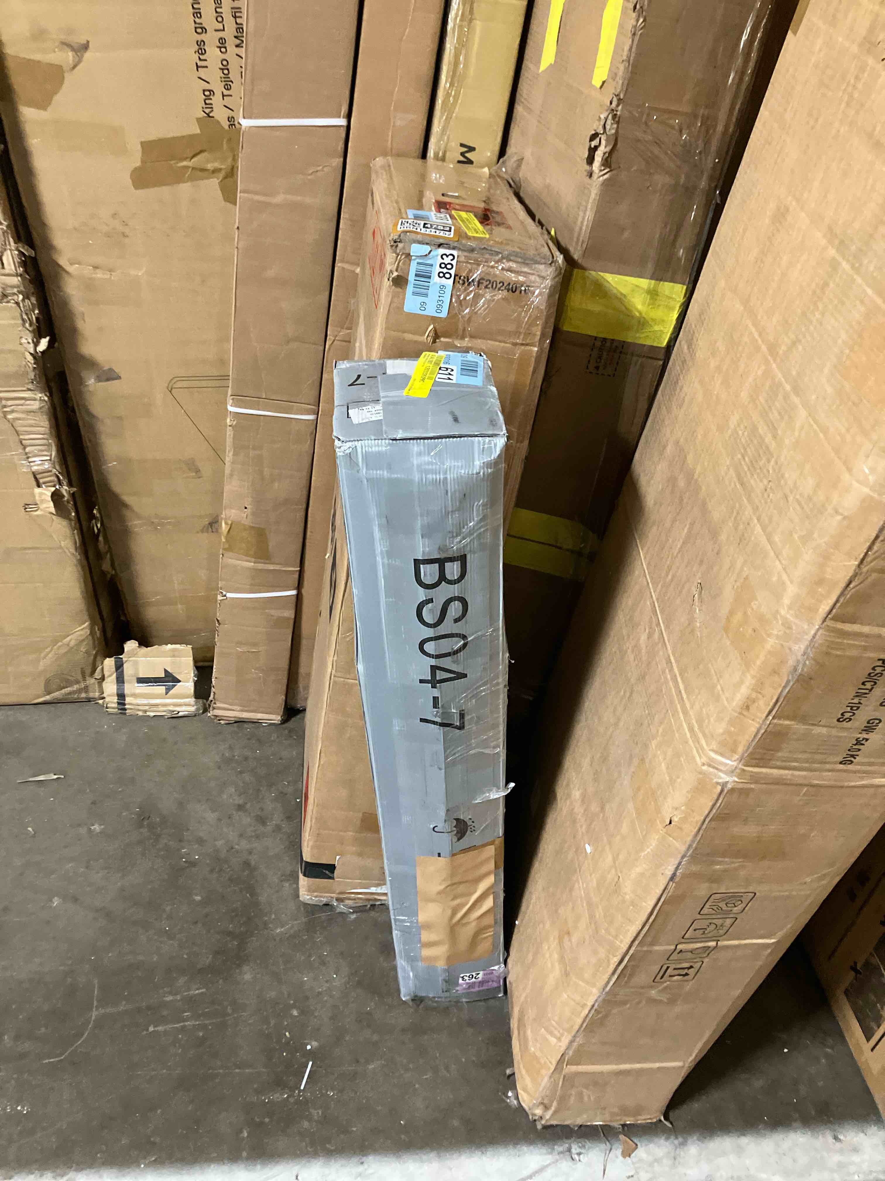 Condition photo showing New/Like New for Manston Metal Box Spring twin 