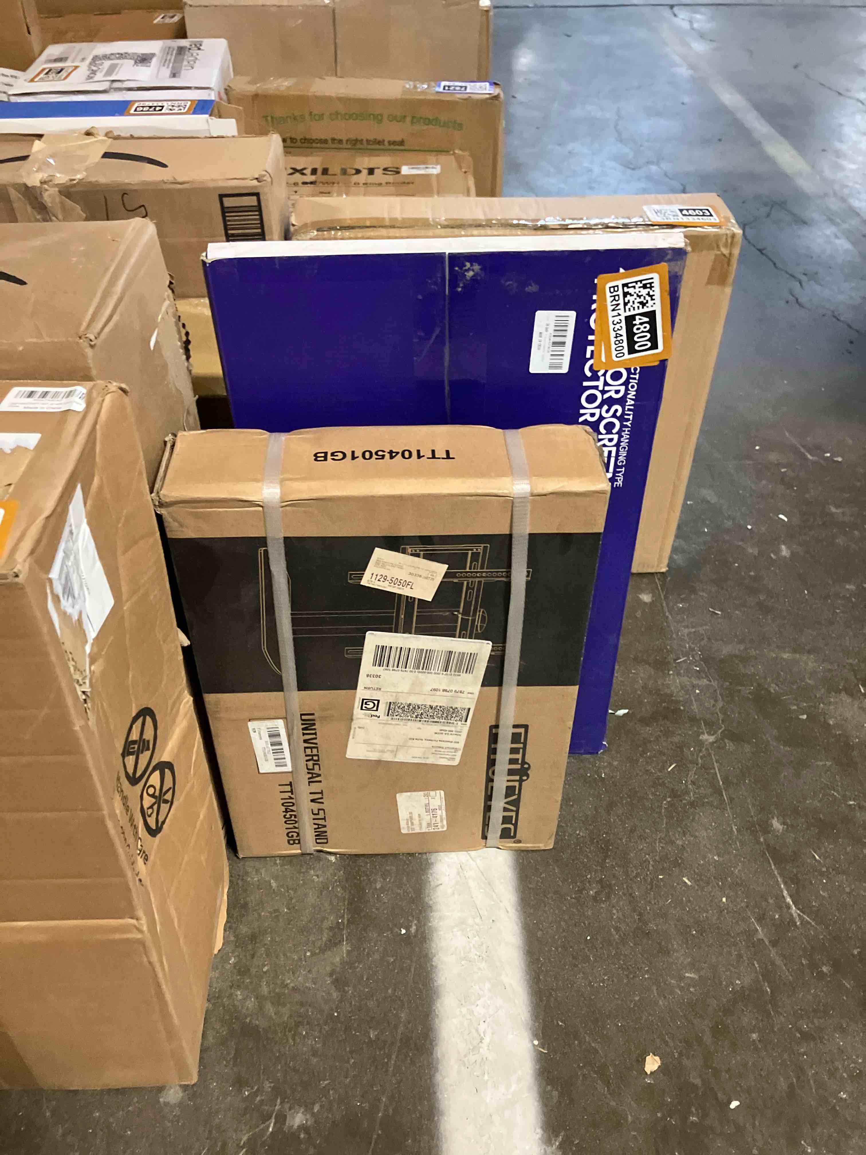 Condition photo showing New/Like New for Perlegear Universal Swivel TV Stand Base for 32–70 inch TVs, Height Adjustable Table Top TV Stand Mount with Tilt, Tempered Glass Base, Holds up to 88 lbs, Max VESA 400x400mm, PGTVS26 Tabletop Swivel Stand