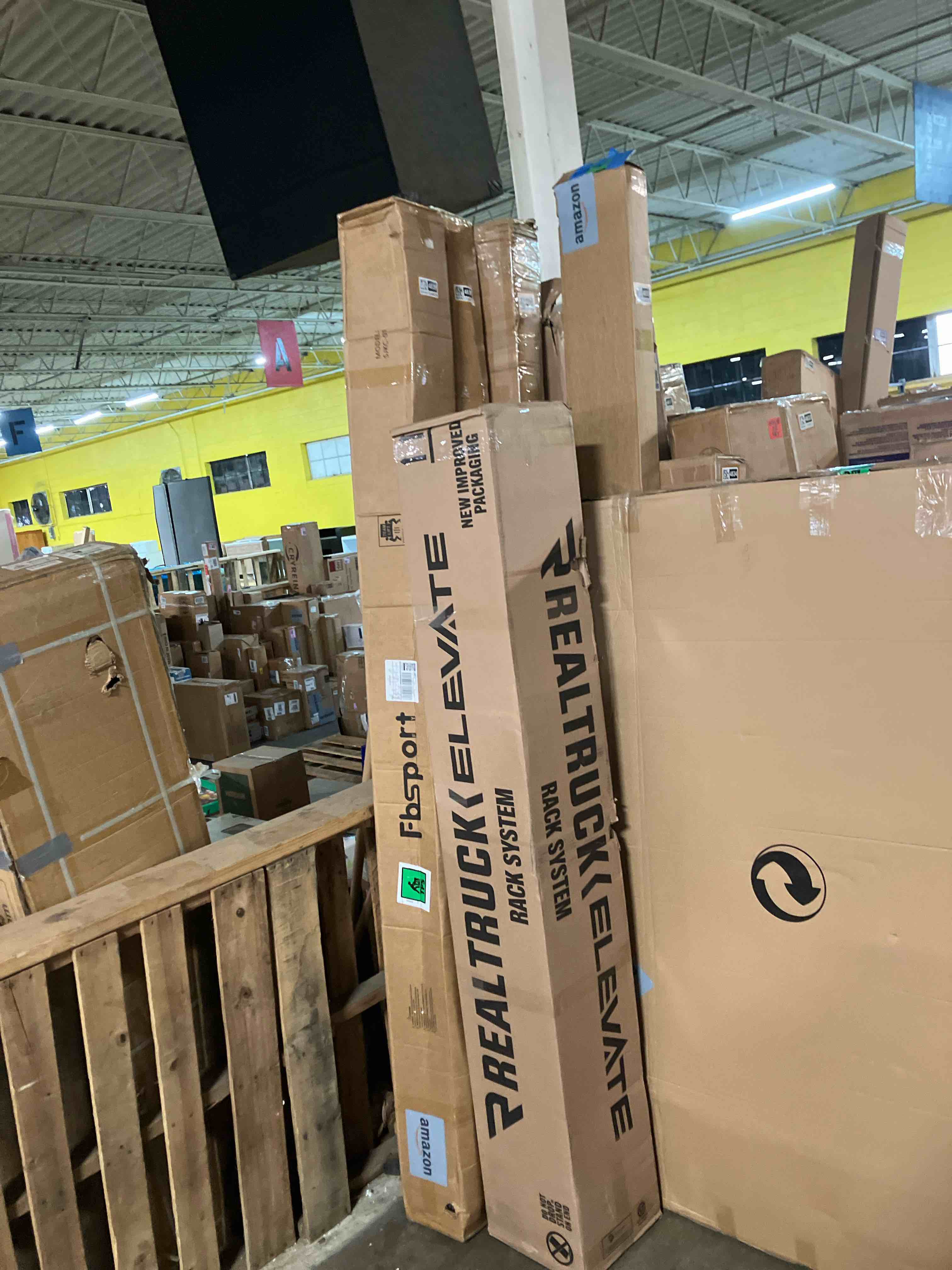 Condition photo showing New/Like New for REALTRUCK ELEVATE RACK