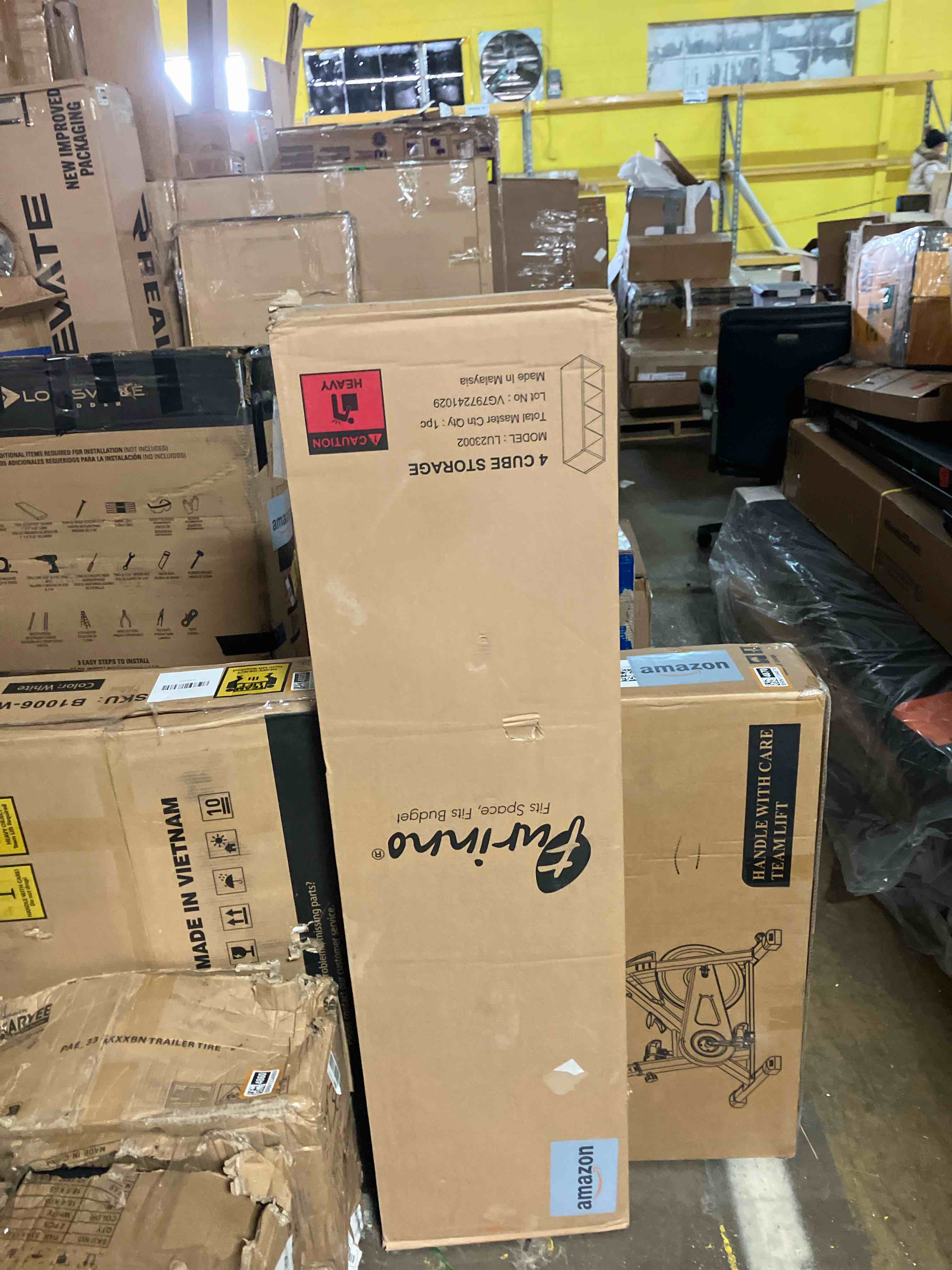 Condition photo showing New/Like New for Furinno Cubicle Open Back Decorative Verticle Cube Storage Organizer, 4-Cube, White White 4-Cube, Vertical