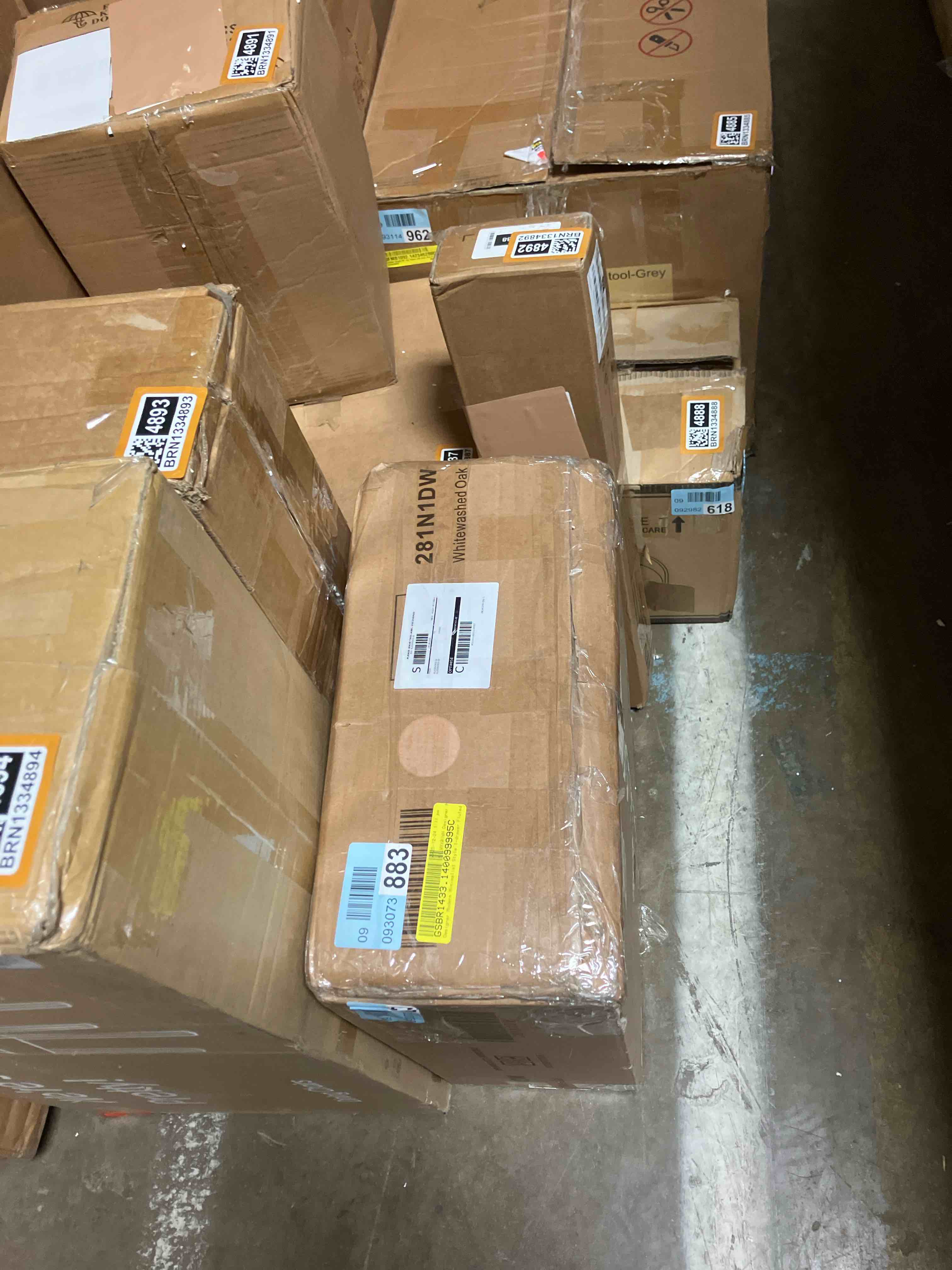 Condition photo showing New/Like New for designer modern minimalist style 1-drawer fluted nightstand