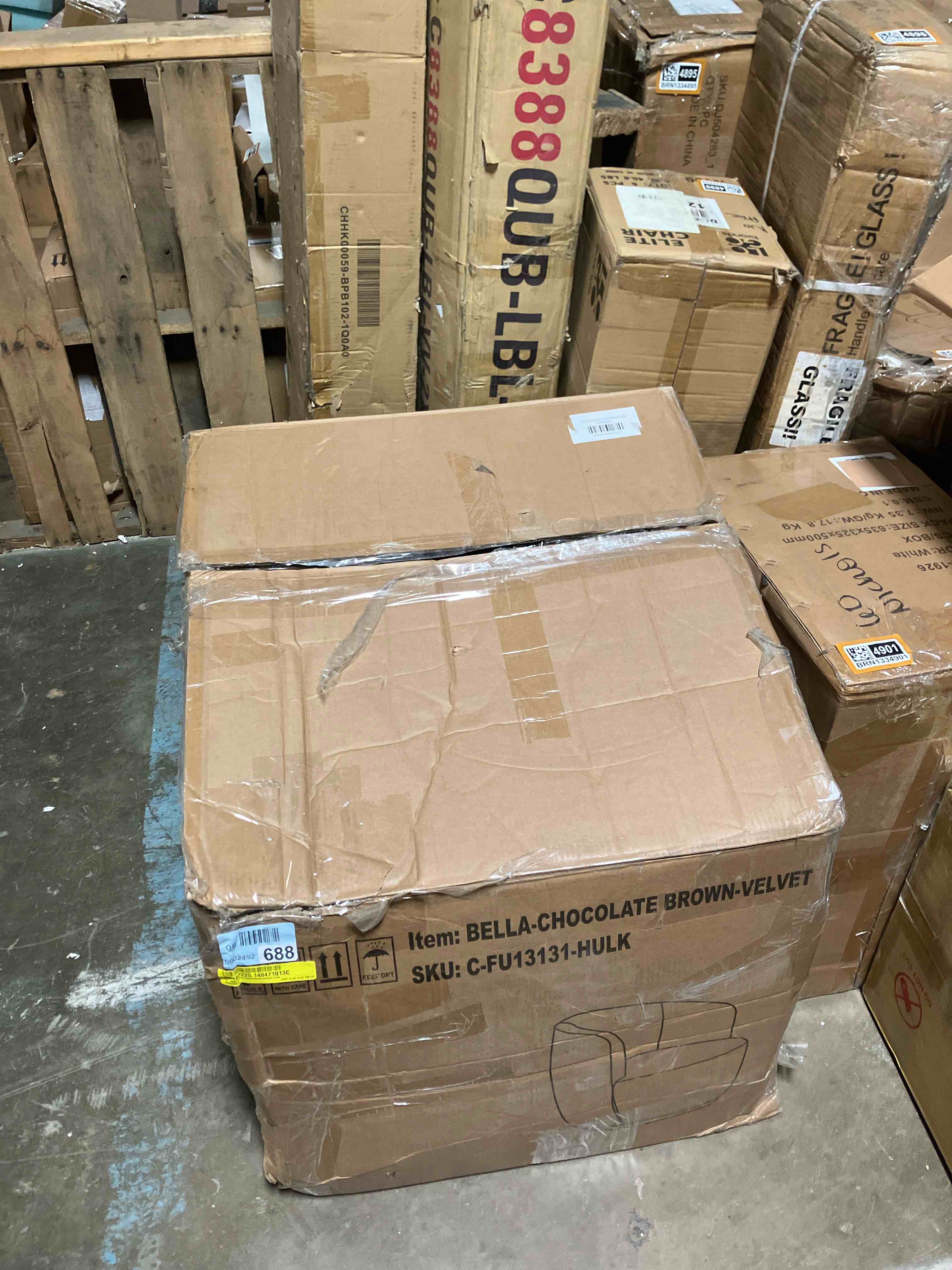 Condition photo showing New/Like New for 27" Wide Velvet Swivel Barrel Accent Chair