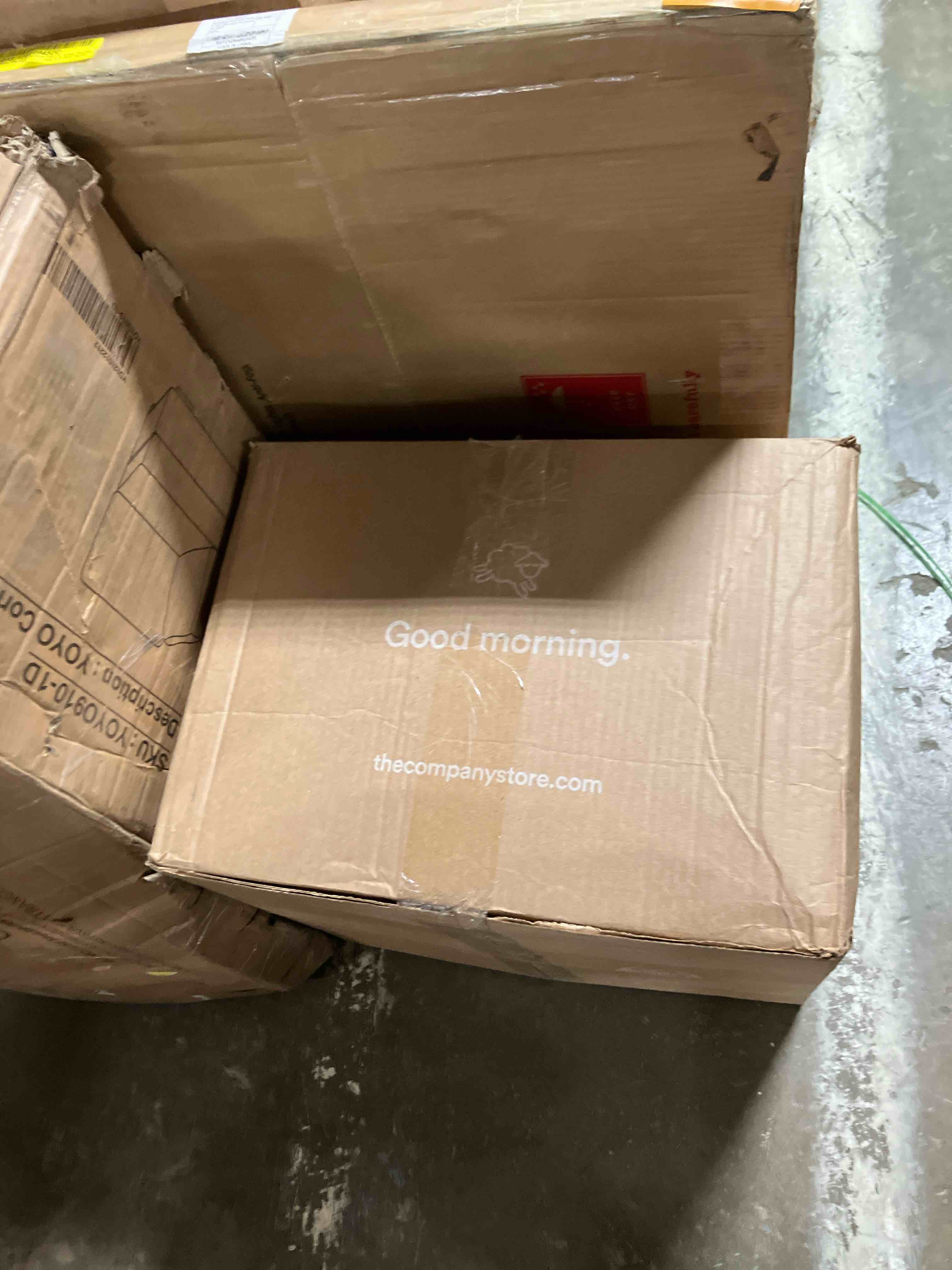 Condition photo showing New/Like New for Eddie Bauer Shasta Lake Navy Reversible Comforter Set Queen