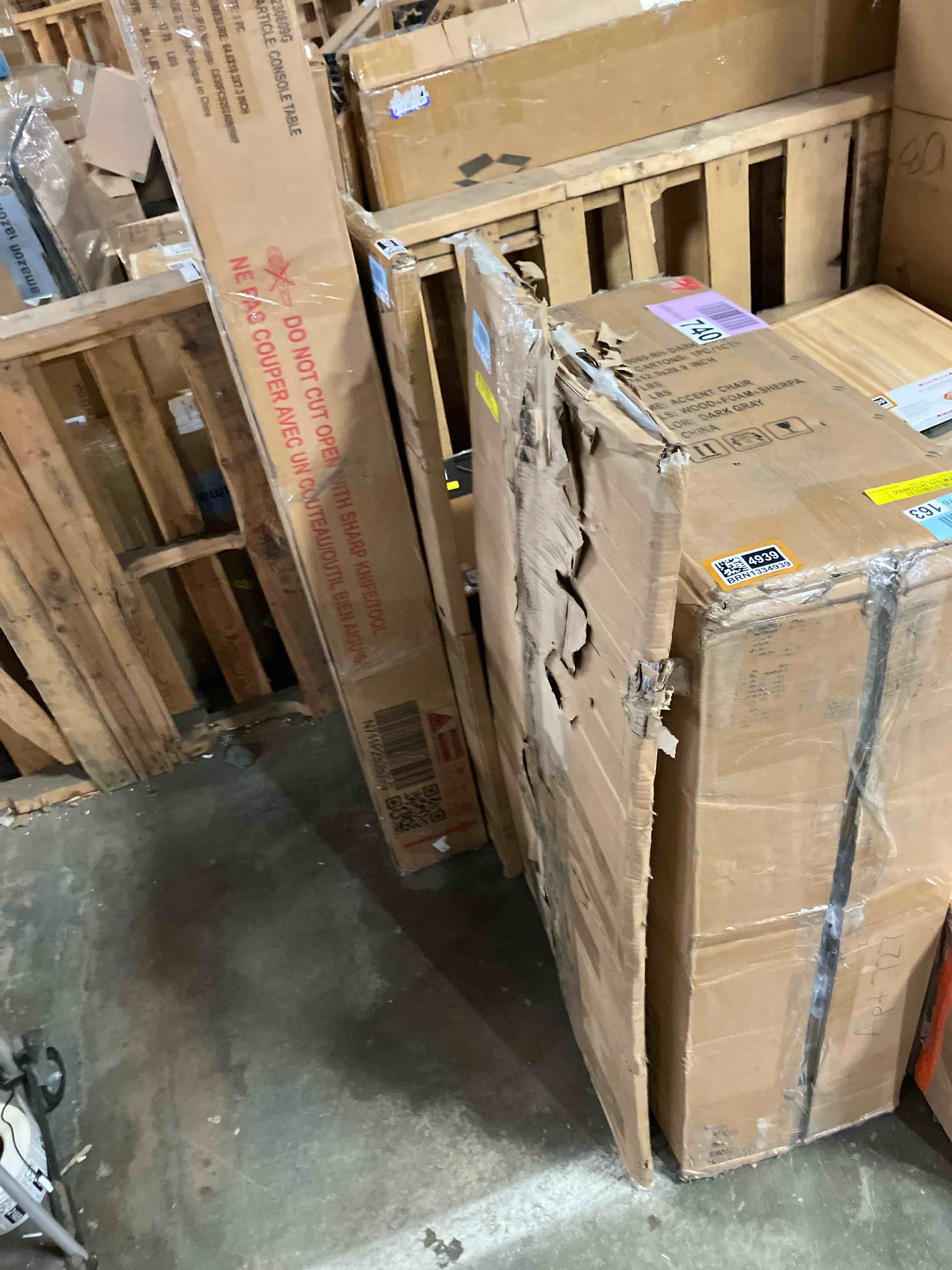 Condition photo showing Good Condition for 4-pack Rectangular 3d Wall Panels For Interior Wall Dcor, Horizontal  (Box is damaged)