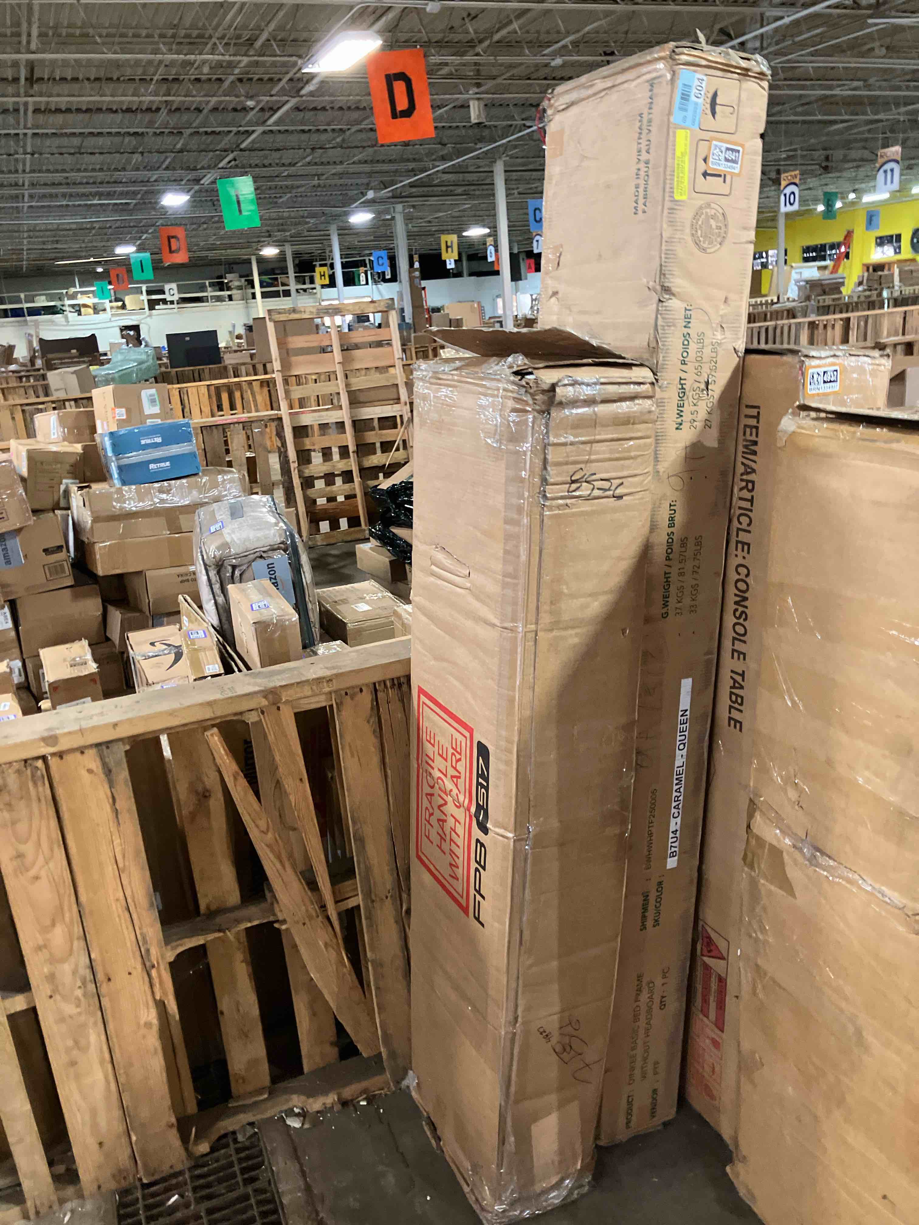 Condition photo showing New/Like New for Arched 2 - Door Accent Cabinet With 2 Drawers