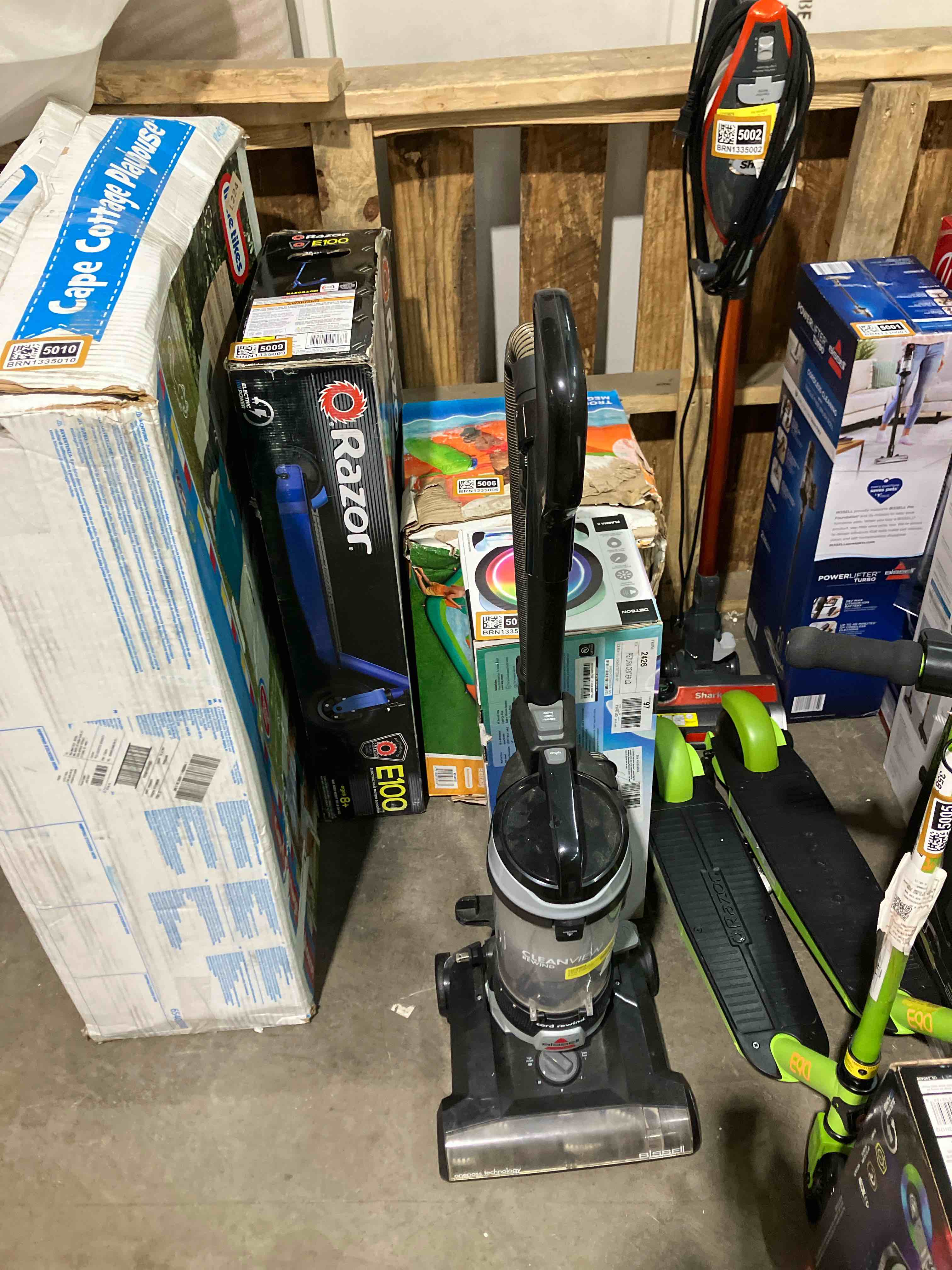 Condition photo showing Good Condition for BISSELL CleanView Max Tangle-Free with LED Headlights, Active Extension Wand, Tangle-Free Brush Roll, Included pet Tools, 4072L (Used)