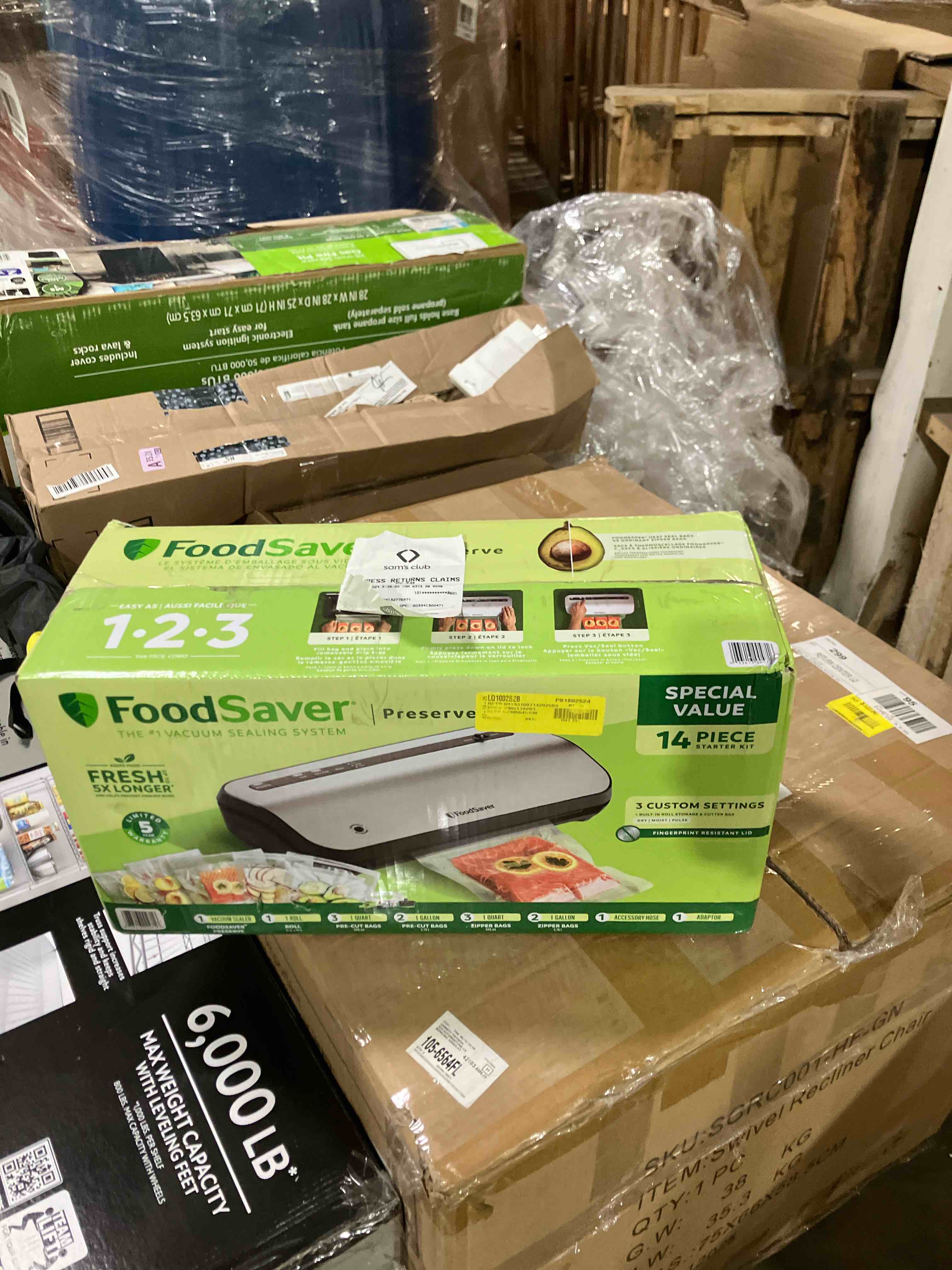 Condition photo showing New/Like New for FoodSaver Preserve Vacuum Sealer  Special Value 14-Piece Starter Kit