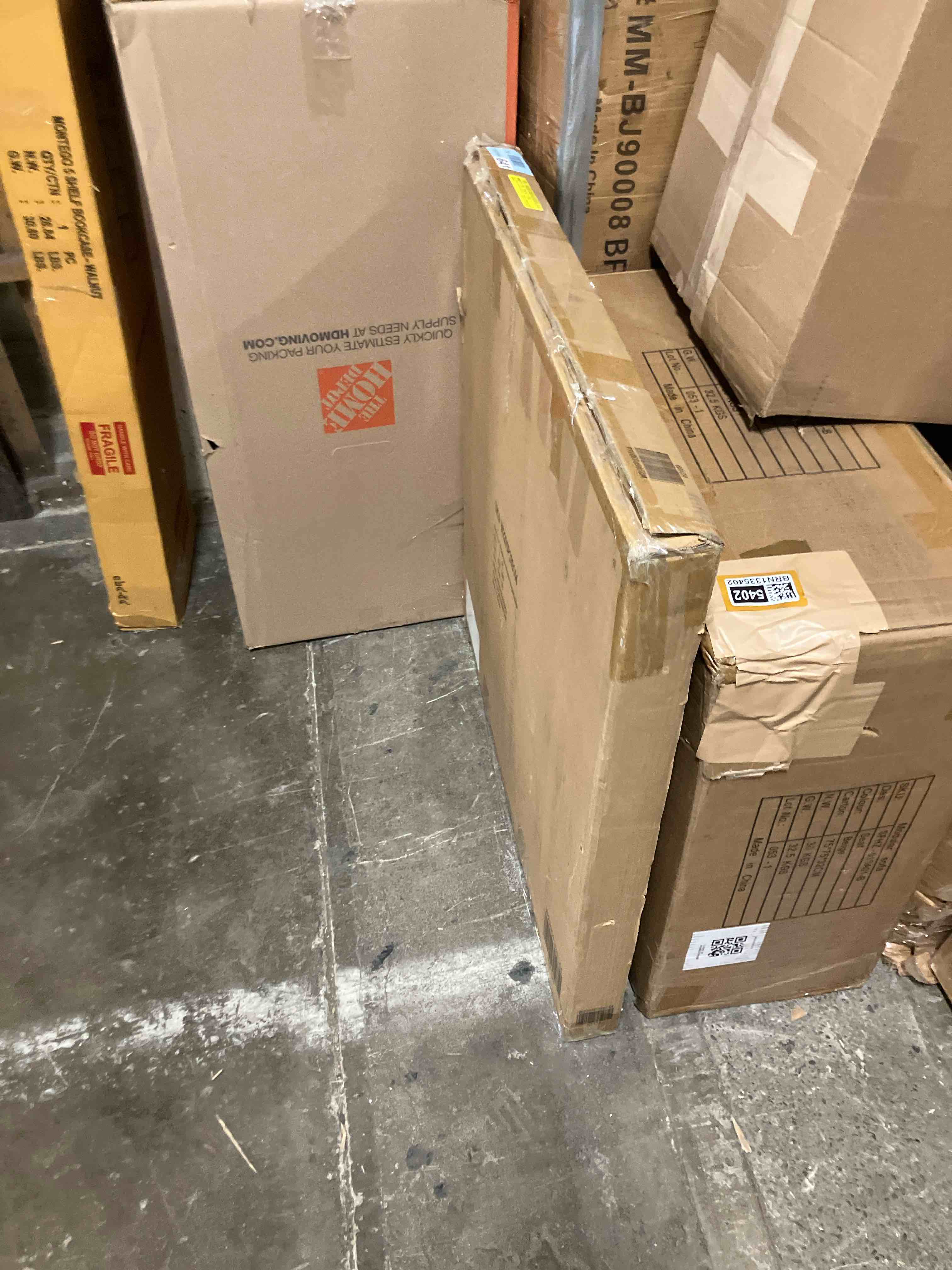 Condition photo showing New/Like New for Gracie Oaks Farmhouse Wall Mirror 31.5”