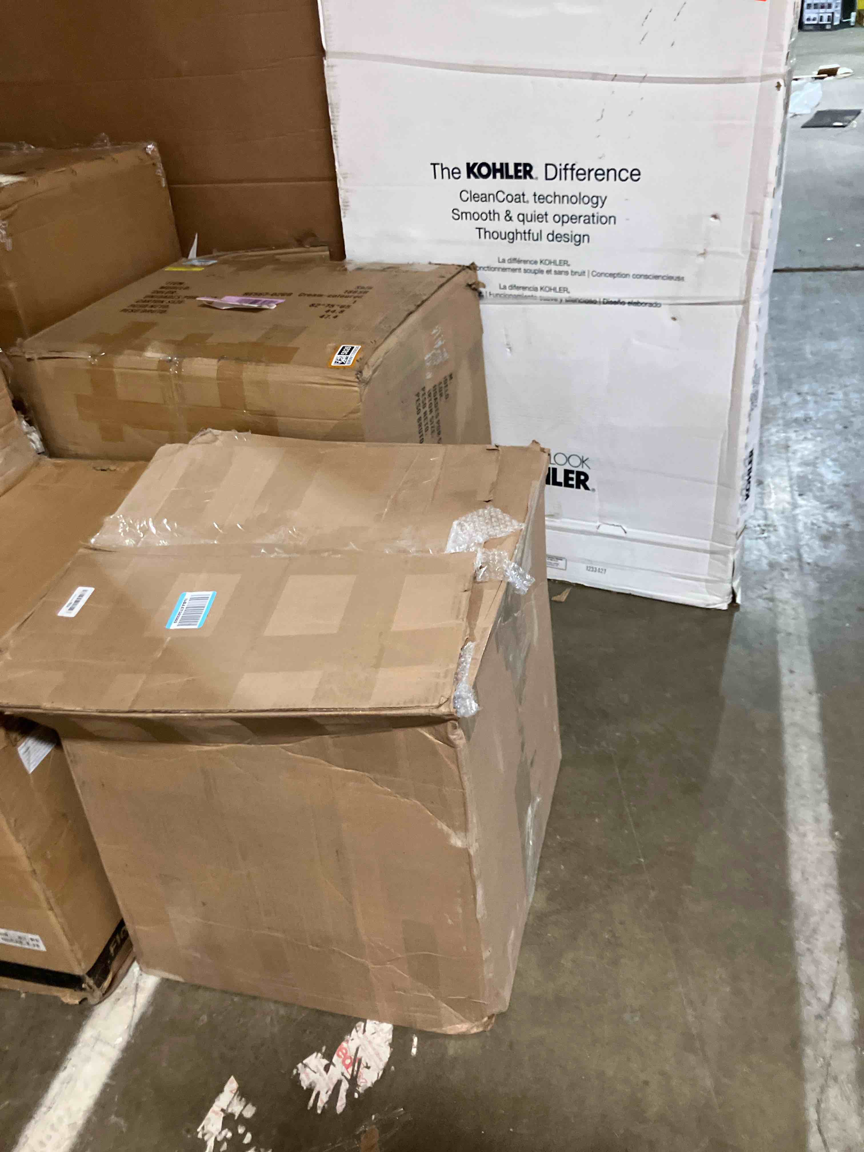 Condition photo showing New/Like New for Solo Stove Bonfire 19.5" Smokeless Fire Pit with Removable Ash Pan | Portable Outdoor Fire Pit | Stainless Steel - Wood Burning Lightweight Fireplace | Ideal for 4-6 People, 20 lbs BONFIRE Silver