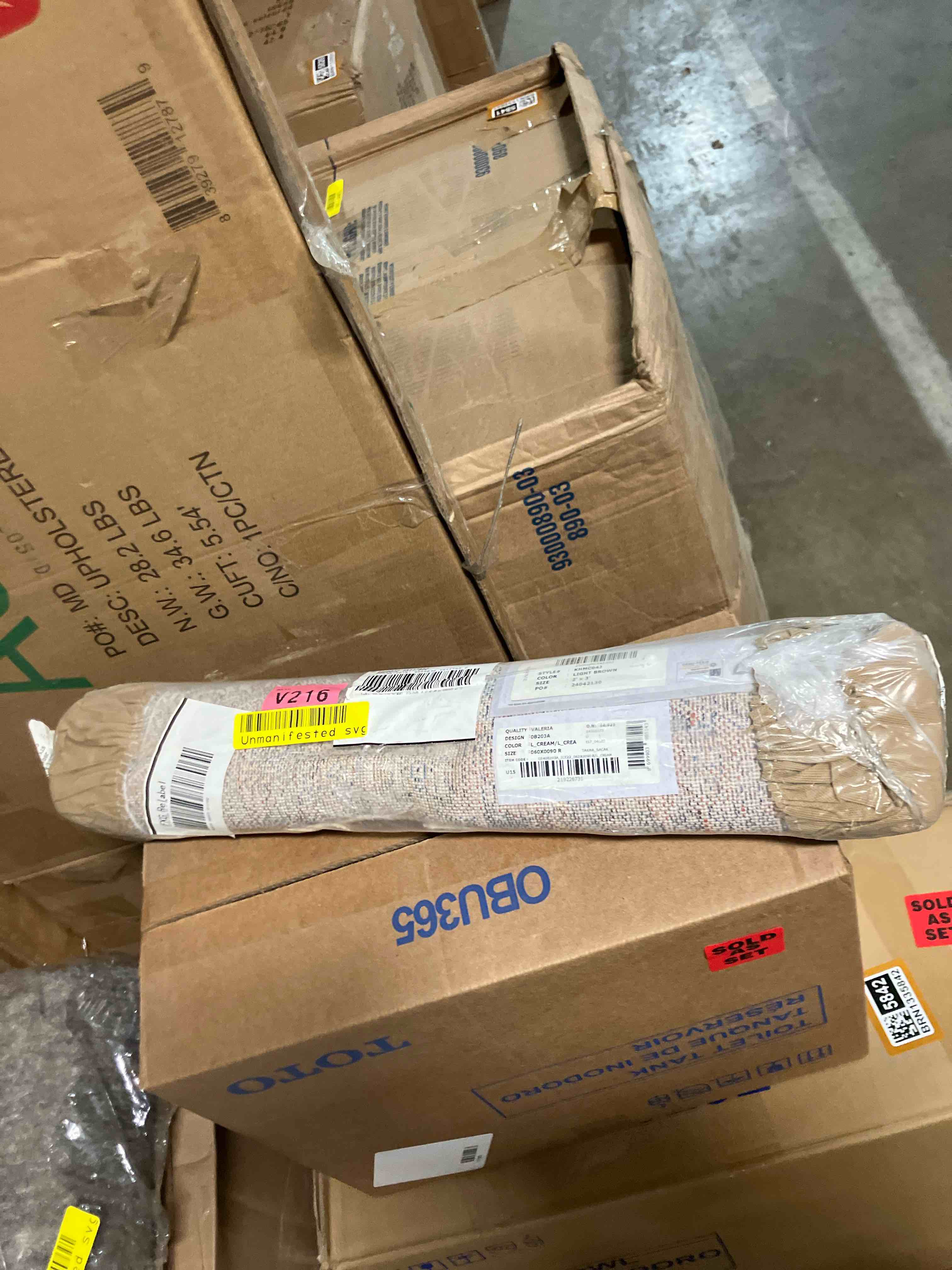 Condition photo showing New/Like New for nuLOOM Ehtel 2 x 3 (ft) Loomed Polyester Light Brown Rectangular Indoor