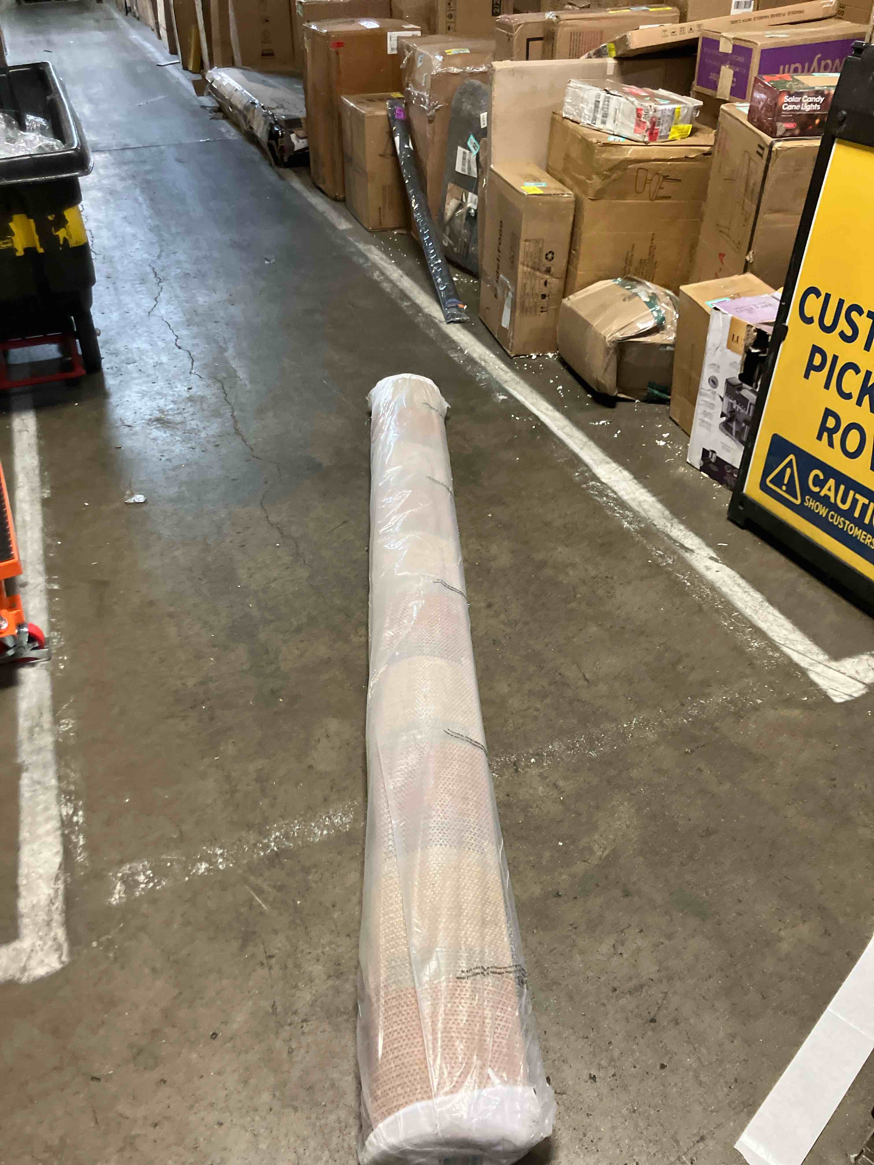 Condition photo showing New/Like New for Balta Rugs 7'10"x10' Hammes Geometric Shag Area Rug Rust