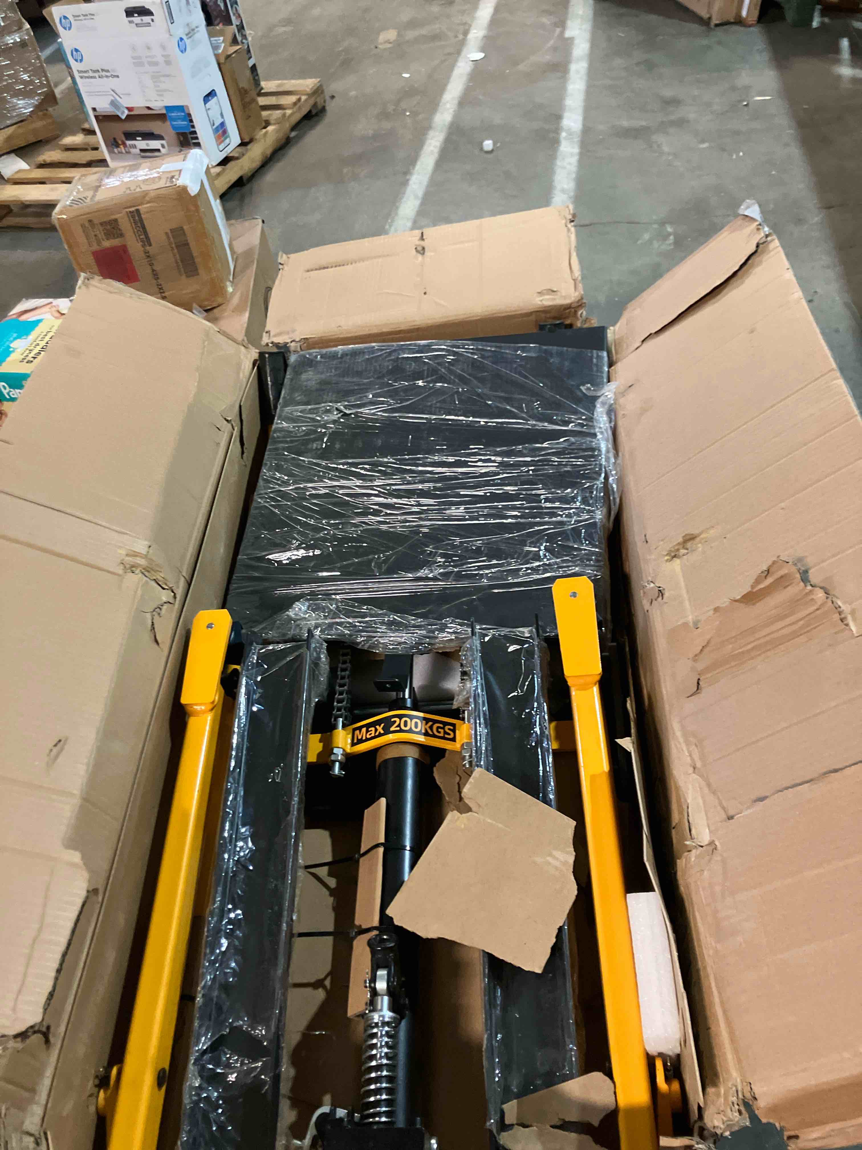 Condition photo showing New/Like New for Heavy Duty Manual Forklift, Hand Forklift Pallet Stacker with Adjustable Forks & Fixed Legs, Foldable Hydraulic Material Lift for Garage Workshop Warehouse, 35.5" Lift Height, 440 LBS Capacity