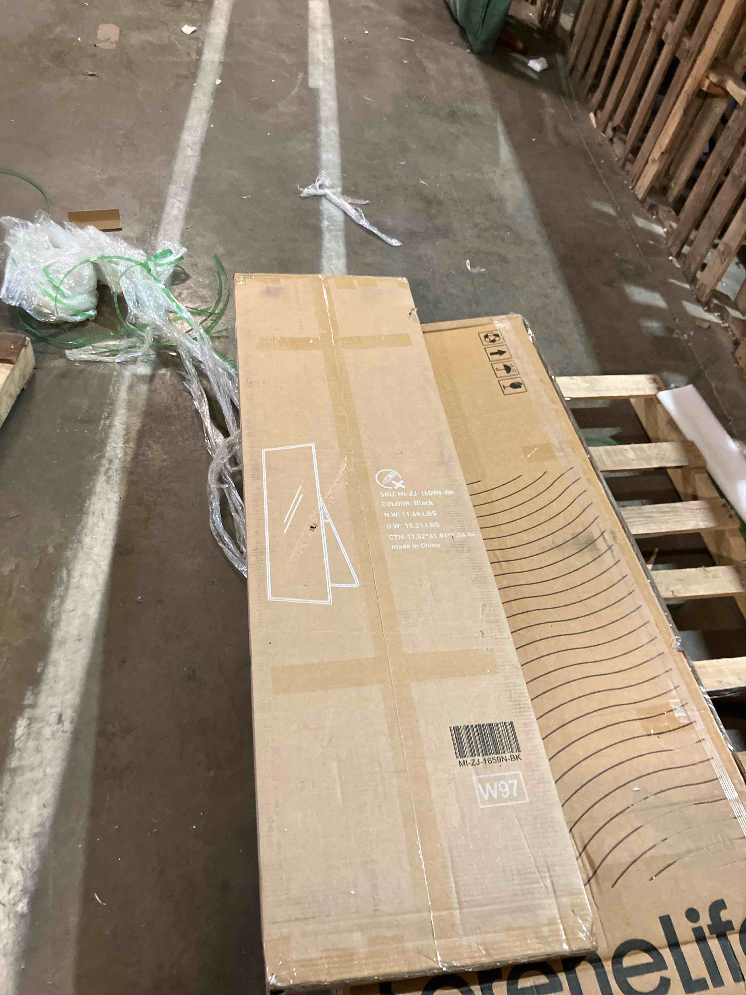 Condition photo showing New/Like New for 16 in. W x 59 in. H Aluminum Alloy Frame Black Full Body Floor Mirror with Floor Stand and Wall Mounted Hooks