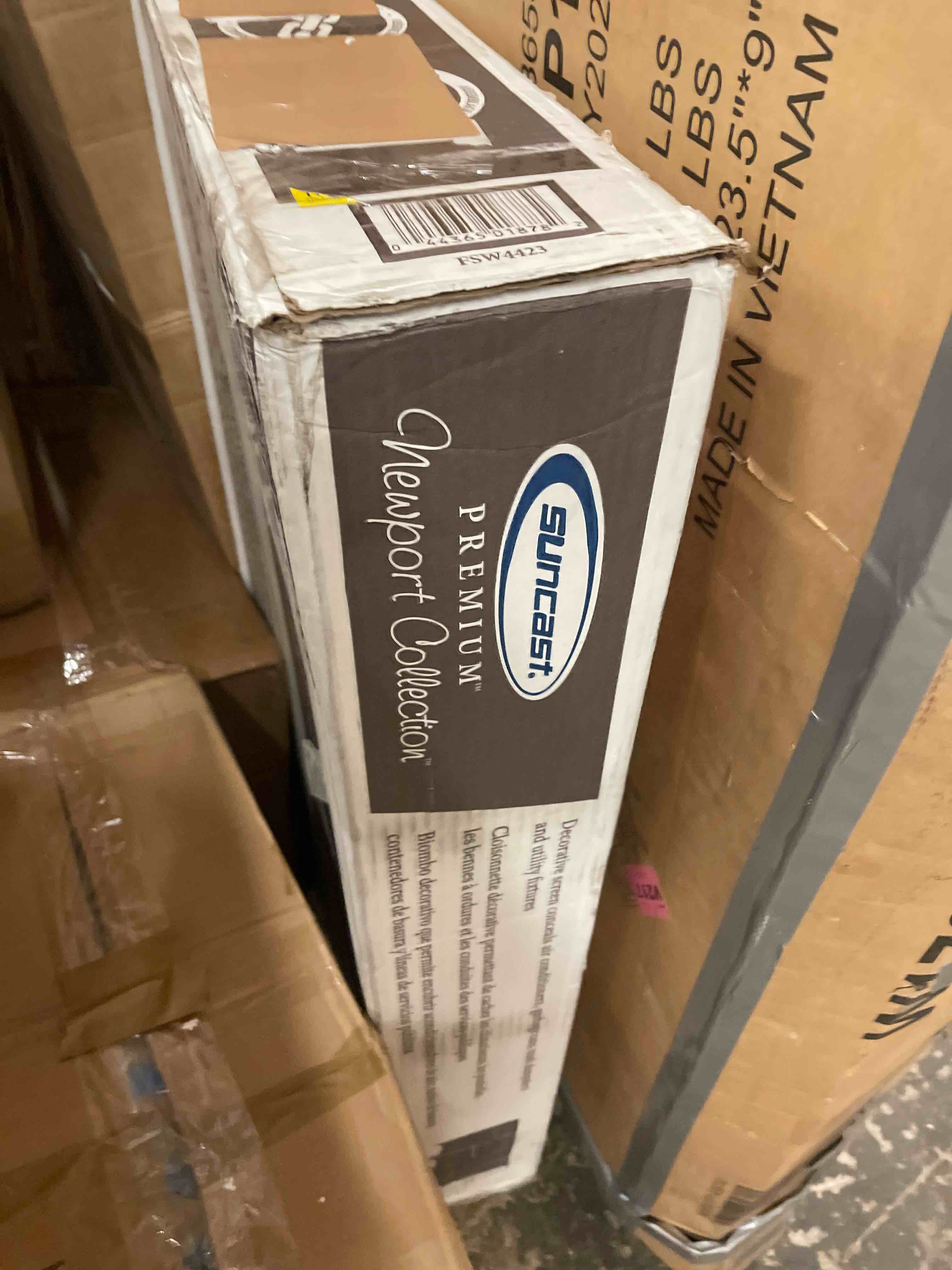 Condition photo showing New/Like New for Backyard Garden Patio Panel Fence  Java  Four panel  23 in. Wide  2 in. Deep and 44 in. Tall