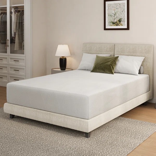 Queen-Medium Gel Memory Foam Mattress