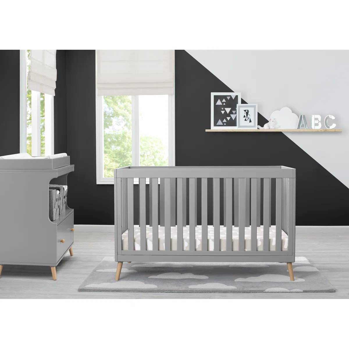 Condition photo showing New/Like New for essex 4-in-1 convertible crib