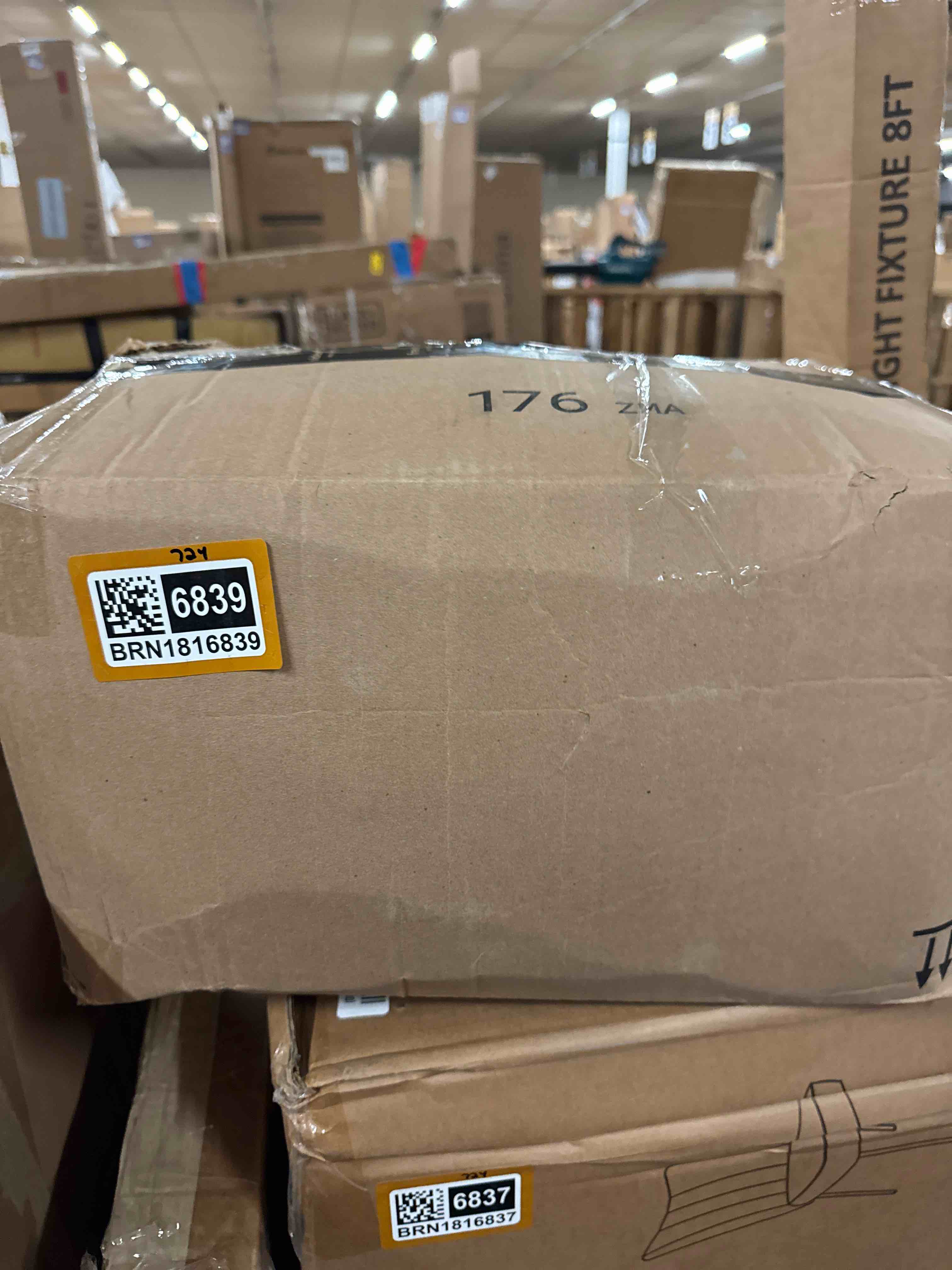 https://s3.amazonaws.com/lotting-images-prod/phillipi/BRN1816839_1777457525858.jpeg