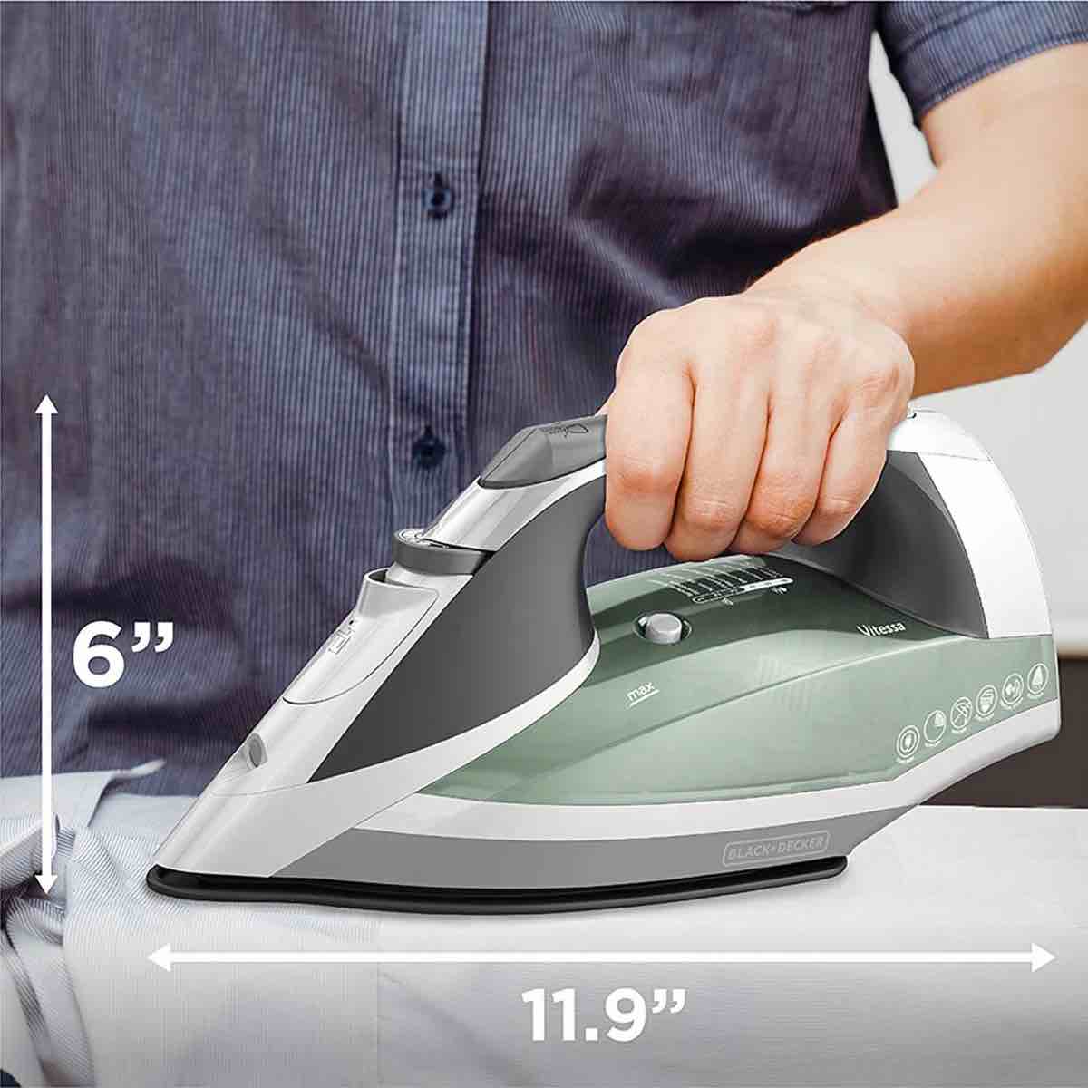 Condition photo showing New/Like New for black+decker vitessa advanced steam iron, icr2020, even steam nonstick soleplate, auto shutoff, tangle-free retractabel cord, green