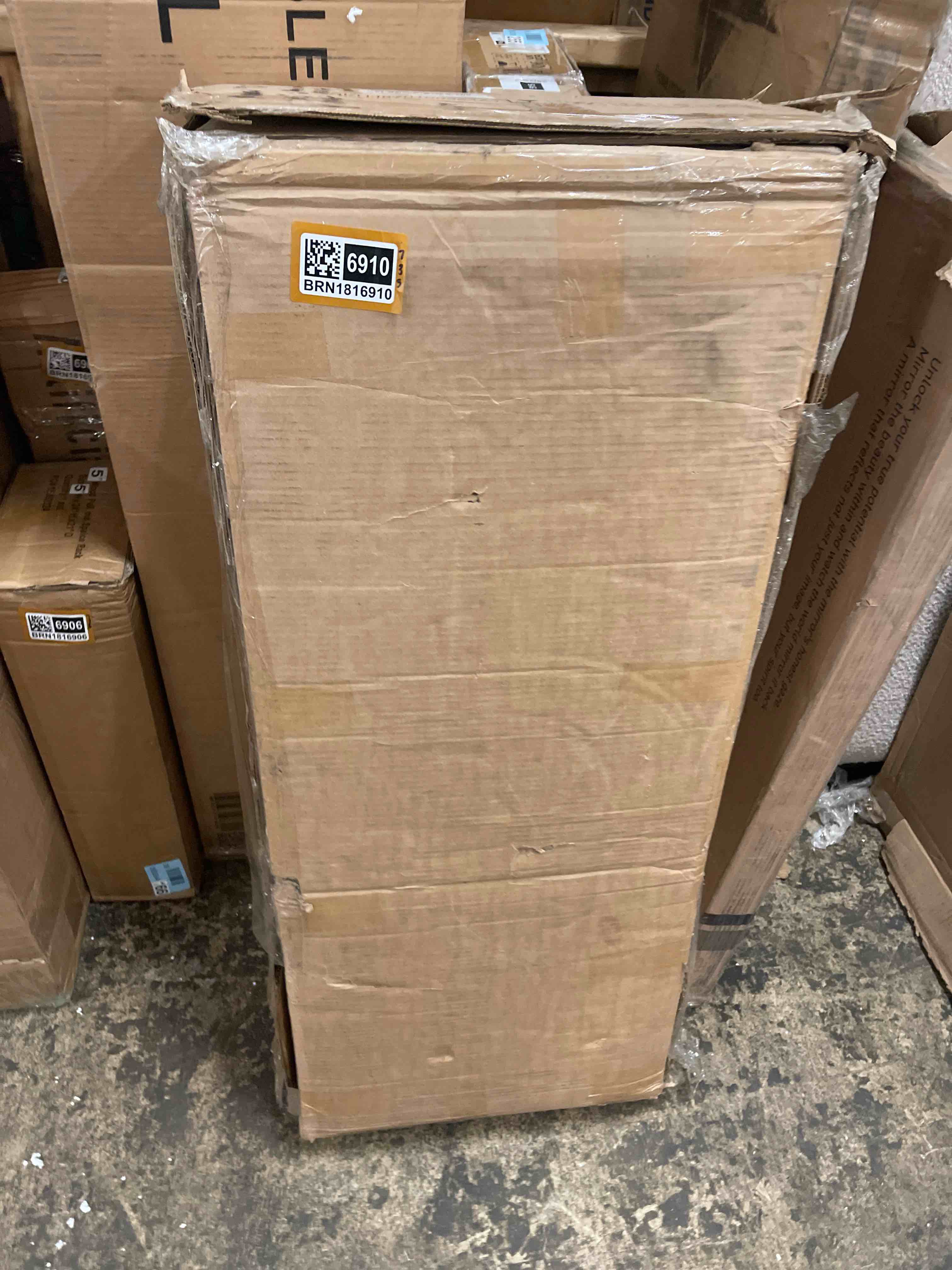https://s3.amazonaws.com/lotting-images-prod/phillipi/BRN1816910_1777587897919.jpeg