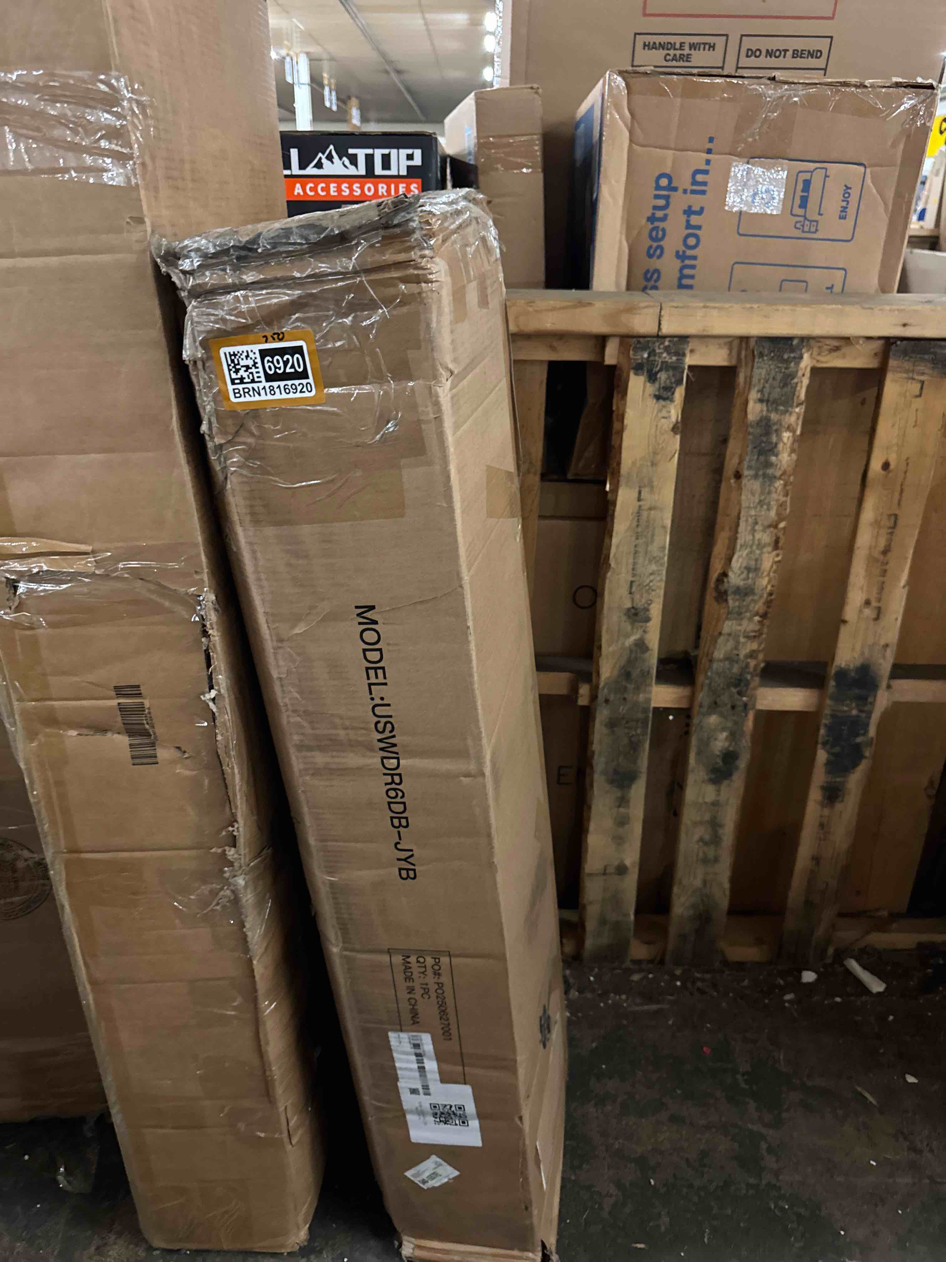 https://s3.amazonaws.com/lotting-images-prod/phillipi/BRN1816920_1777632858601.jpeg
