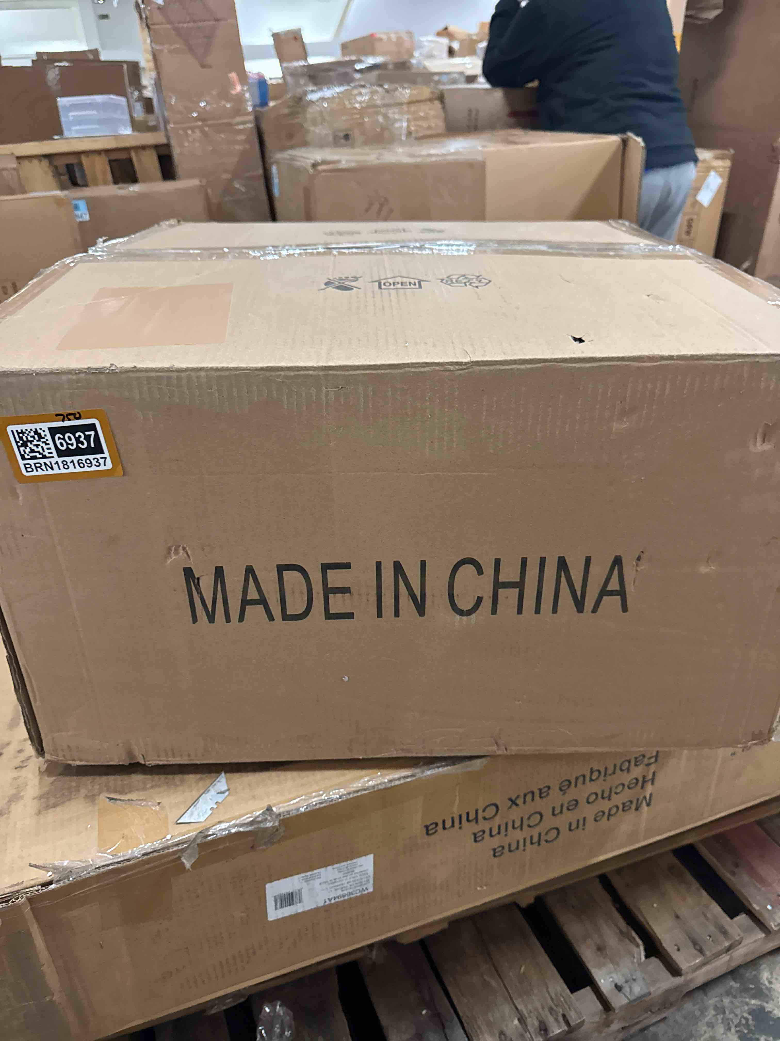 https://s3.amazonaws.com/lotting-images-prod/phillipi/BRN1816937_1777655954578.jpeg