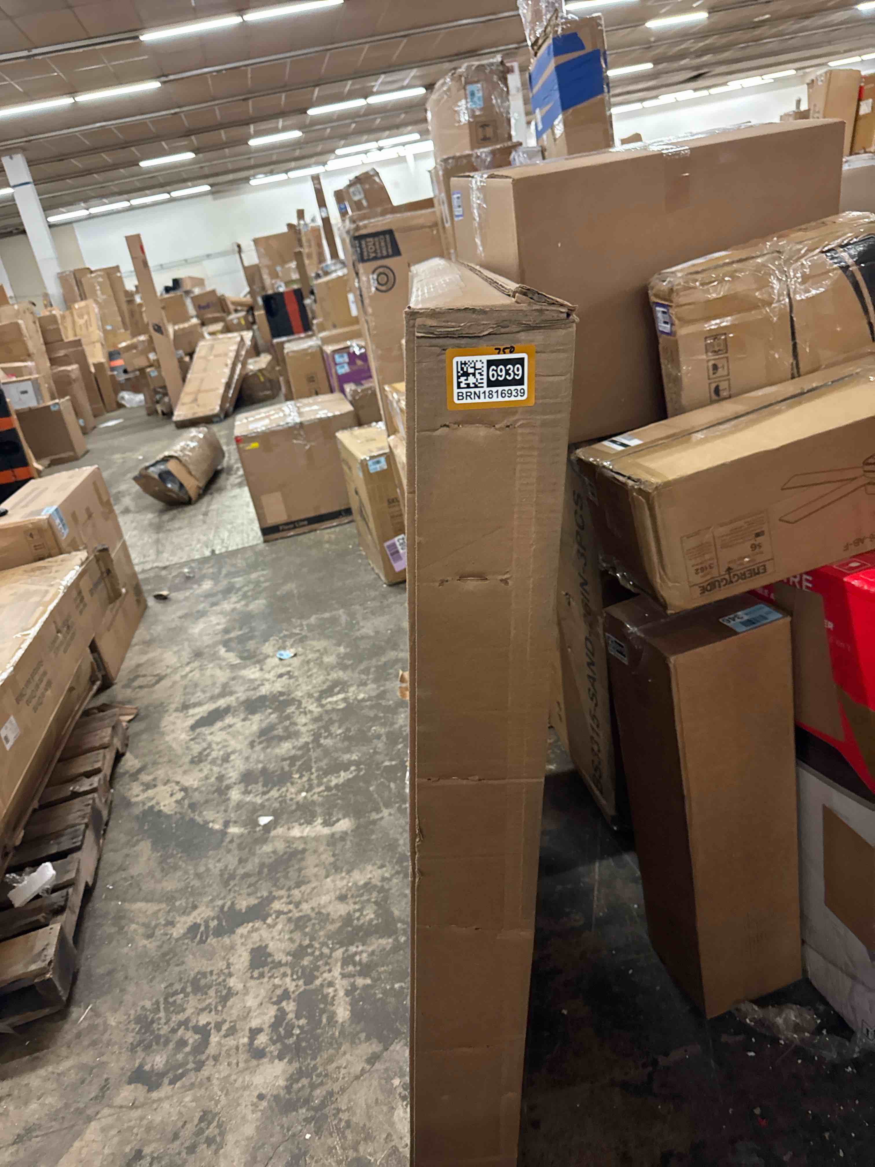 https://s3.amazonaws.com/lotting-images-prod/phillipi/BRN1816939_1777656997831.jpeg