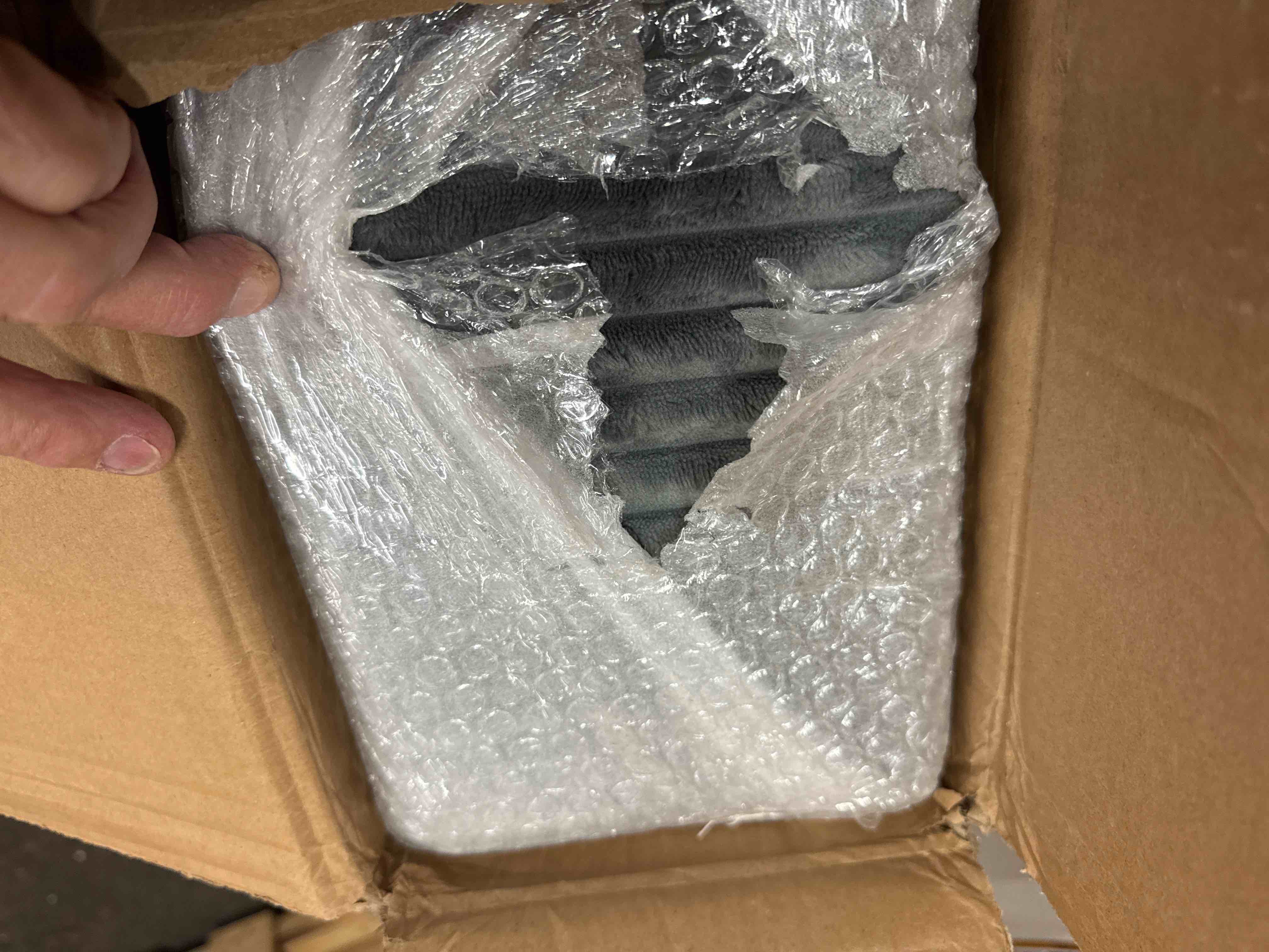 https://s3.amazonaws.com/lotting-images-prod/phillipi/BRN1816984_1778157129554.jpeg
