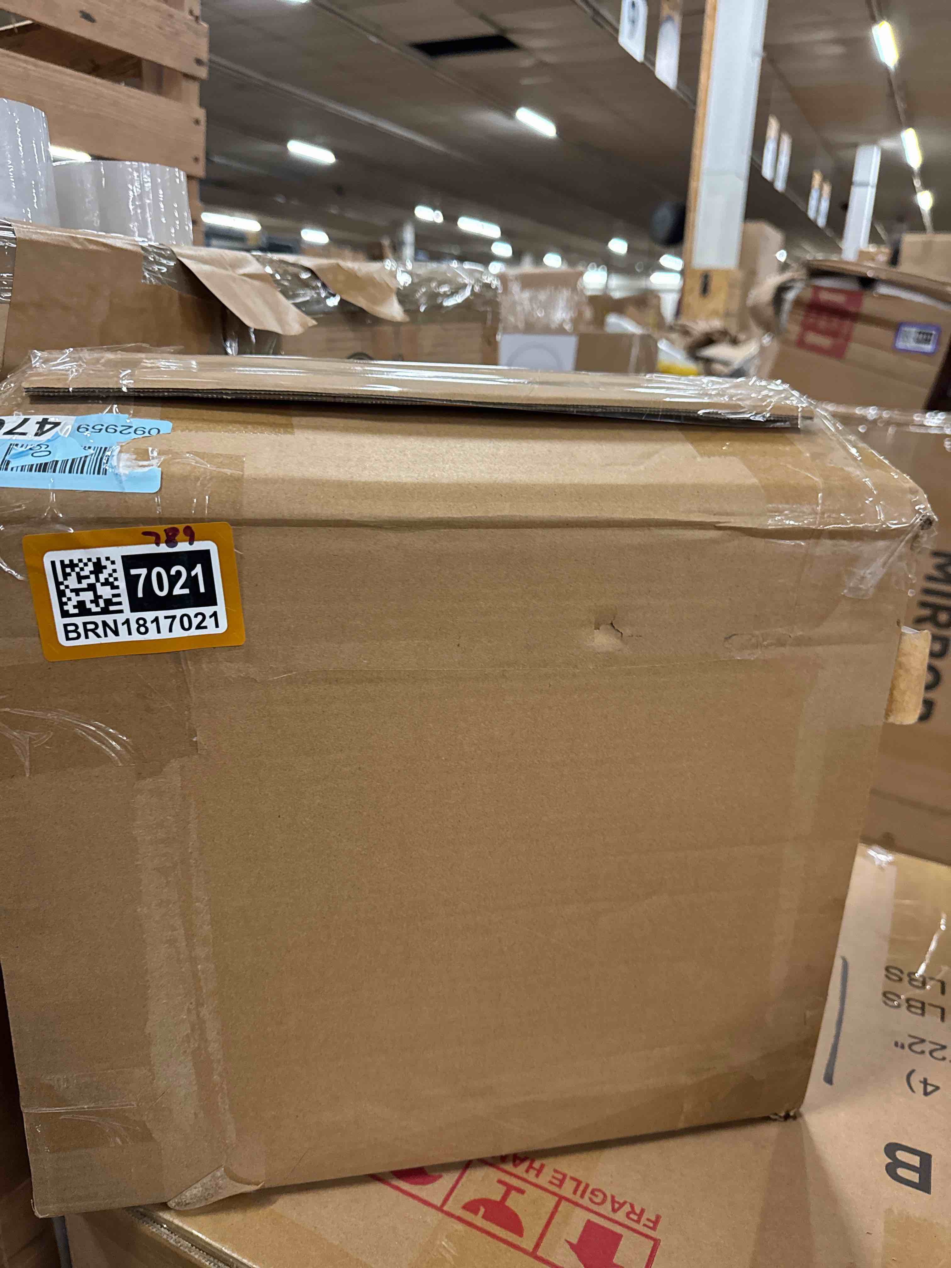 https://s3.amazonaws.com/lotting-images-prod/phillipi/BRN1817021_1778231627900.jpeg