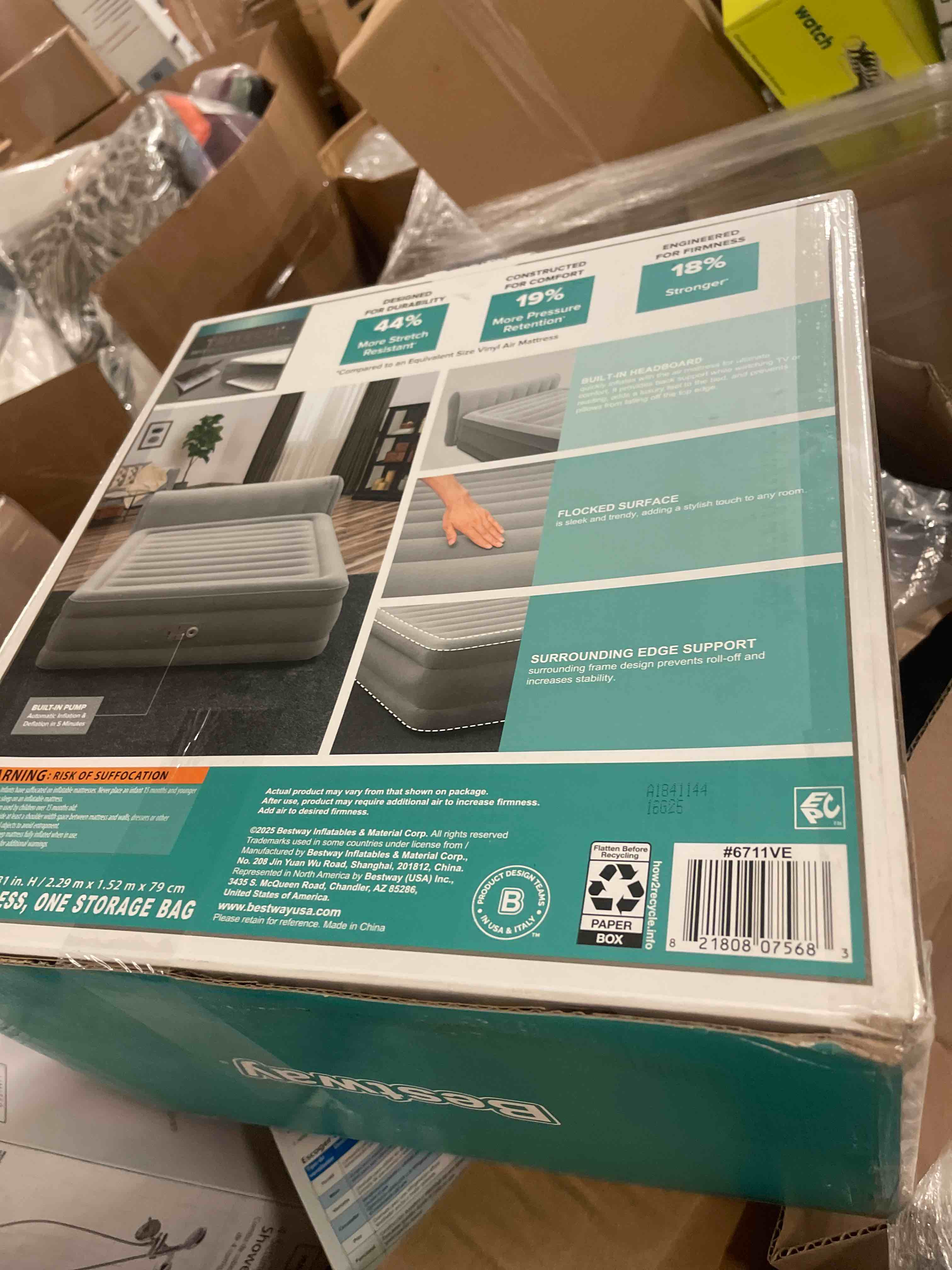 Condition photo showing New/Like New for bestway headboard 18  queen air mattress with built-in pump