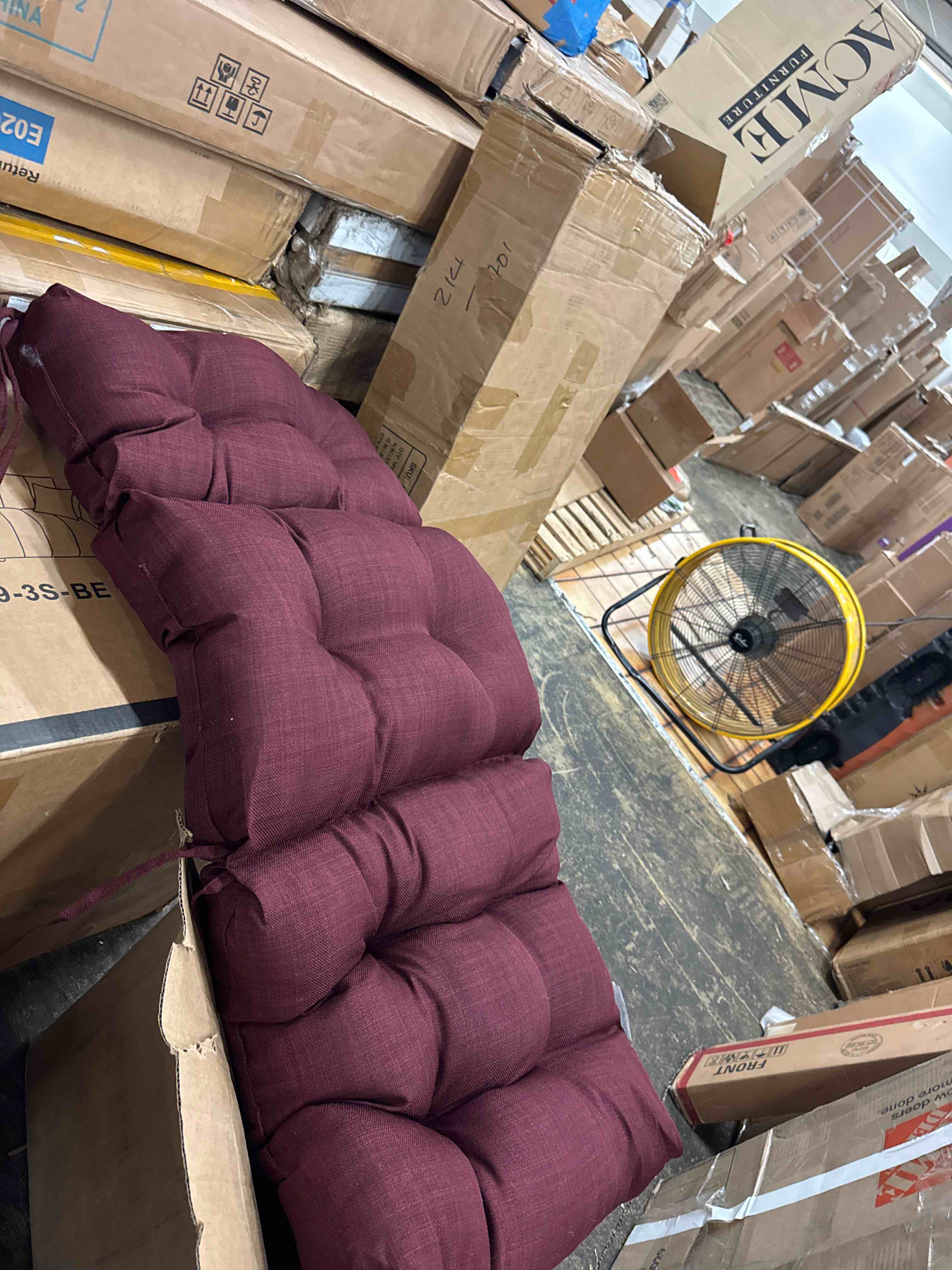 Condition photo showing New/Like New for outdoor seat cushion