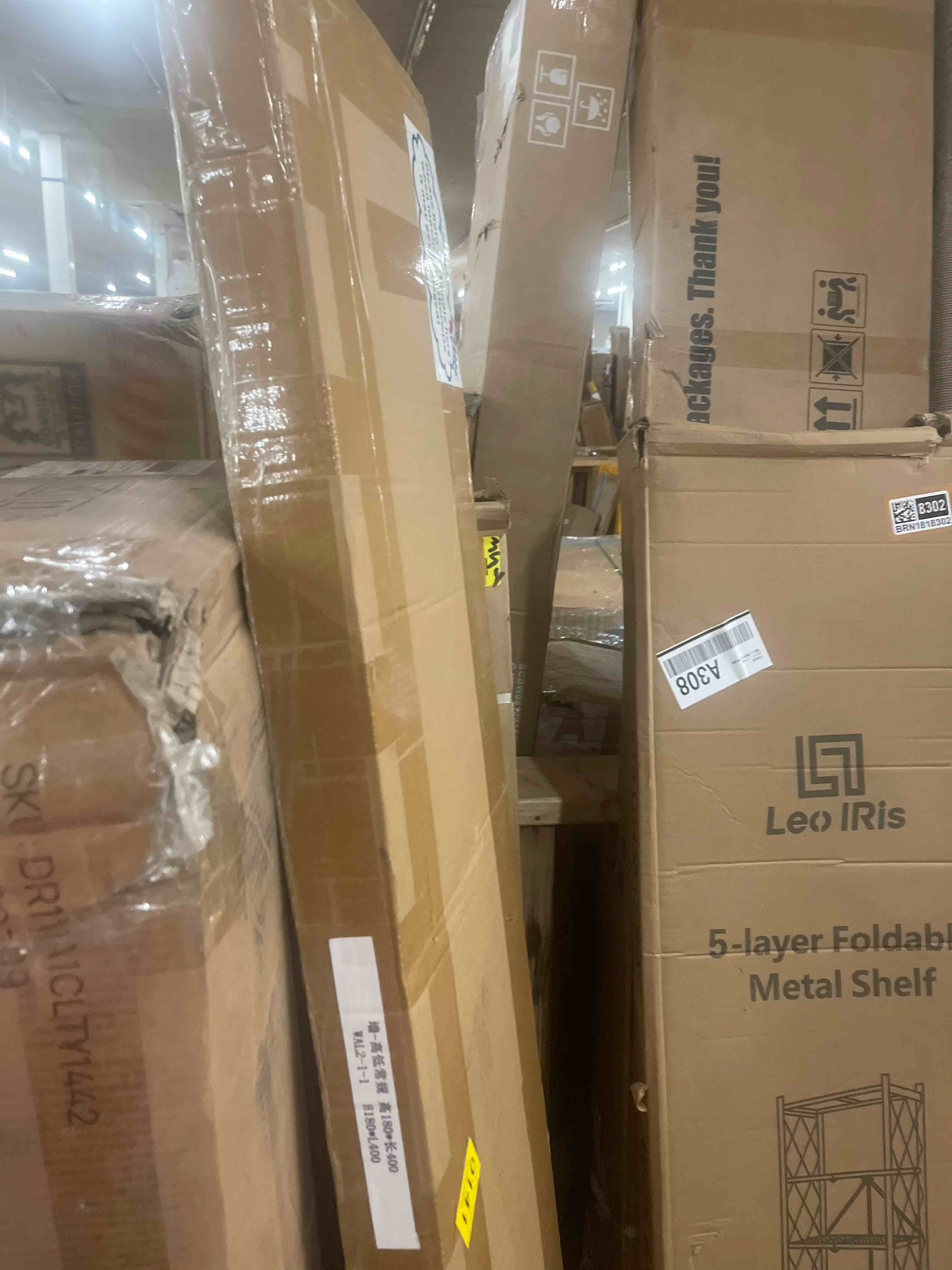 Condition photo showing New/Like New for paper room divider, retractable wall divider panel, accordion room partition, folding decorative privacy screen for home, office, studio, exhibition