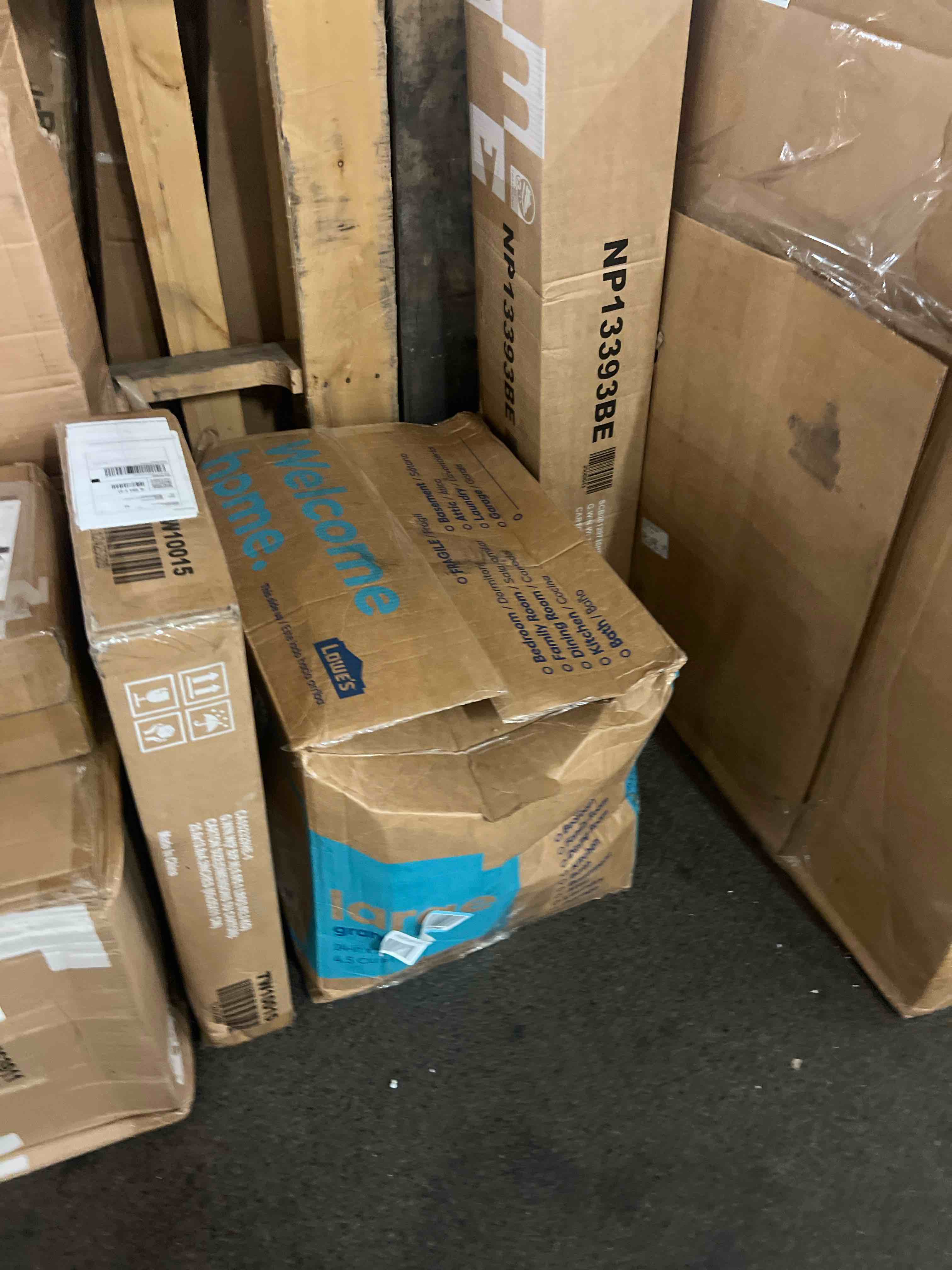 https://s3.amazonaws.com/lotting-images-prod/phillipi/BRN1818693_1789395162913.jpeg
