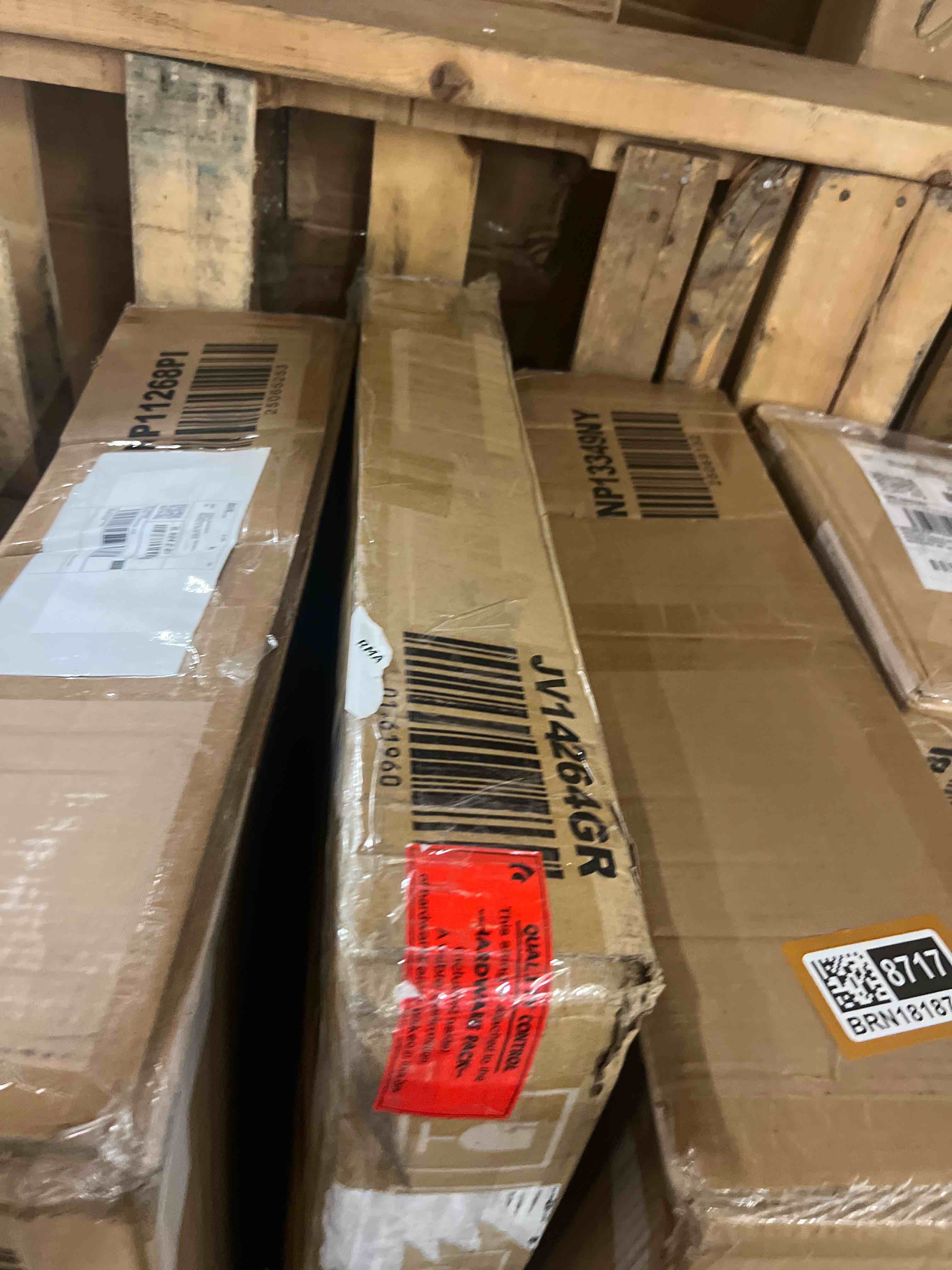 https://s3.amazonaws.com/lotting-images-prod/phillipi/BRN1818716_1789396988119.jpeg