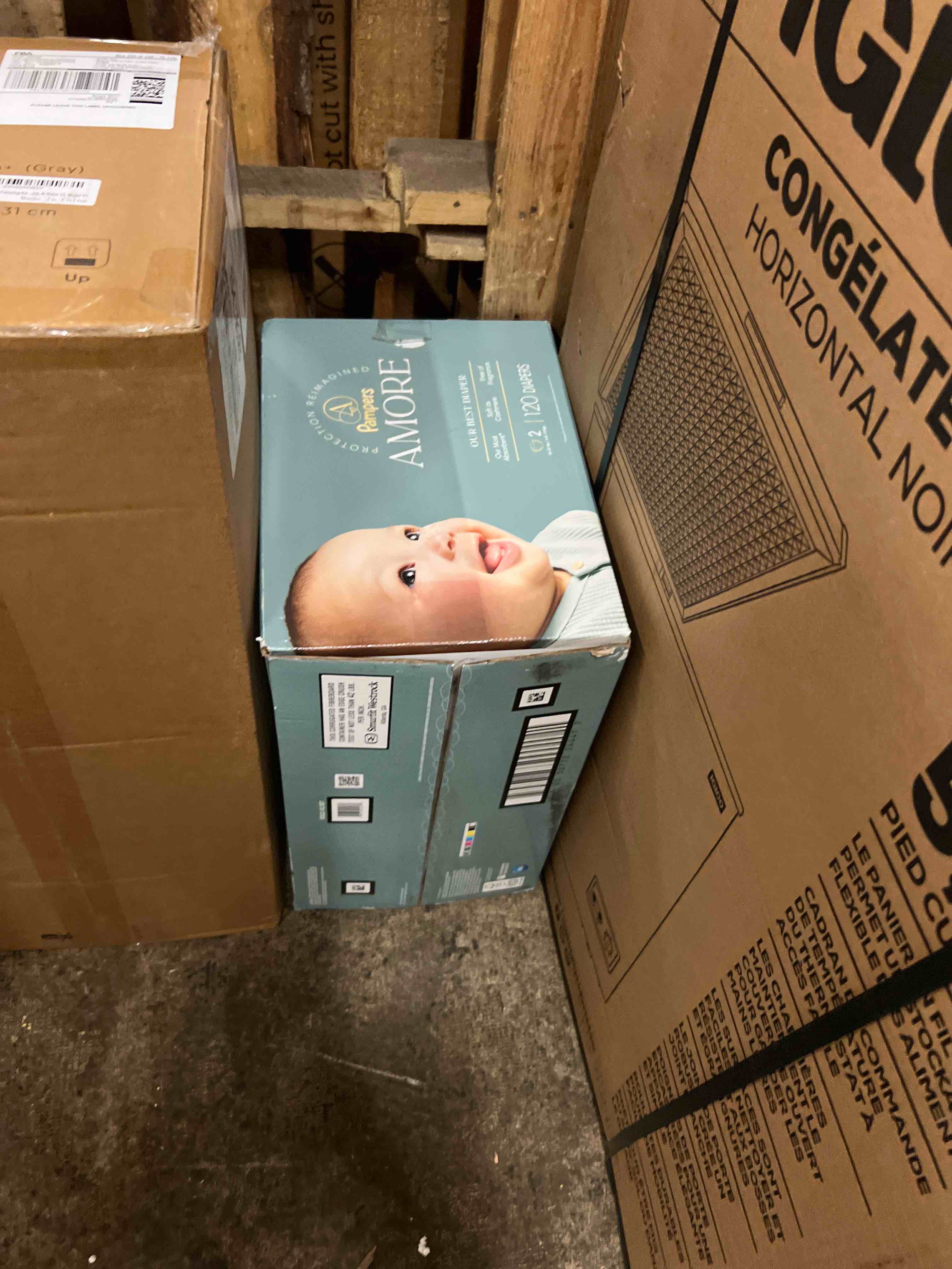 Condition photo showing New/Like New for amore by pampers diapers enormous pack - size 2 - 120ct