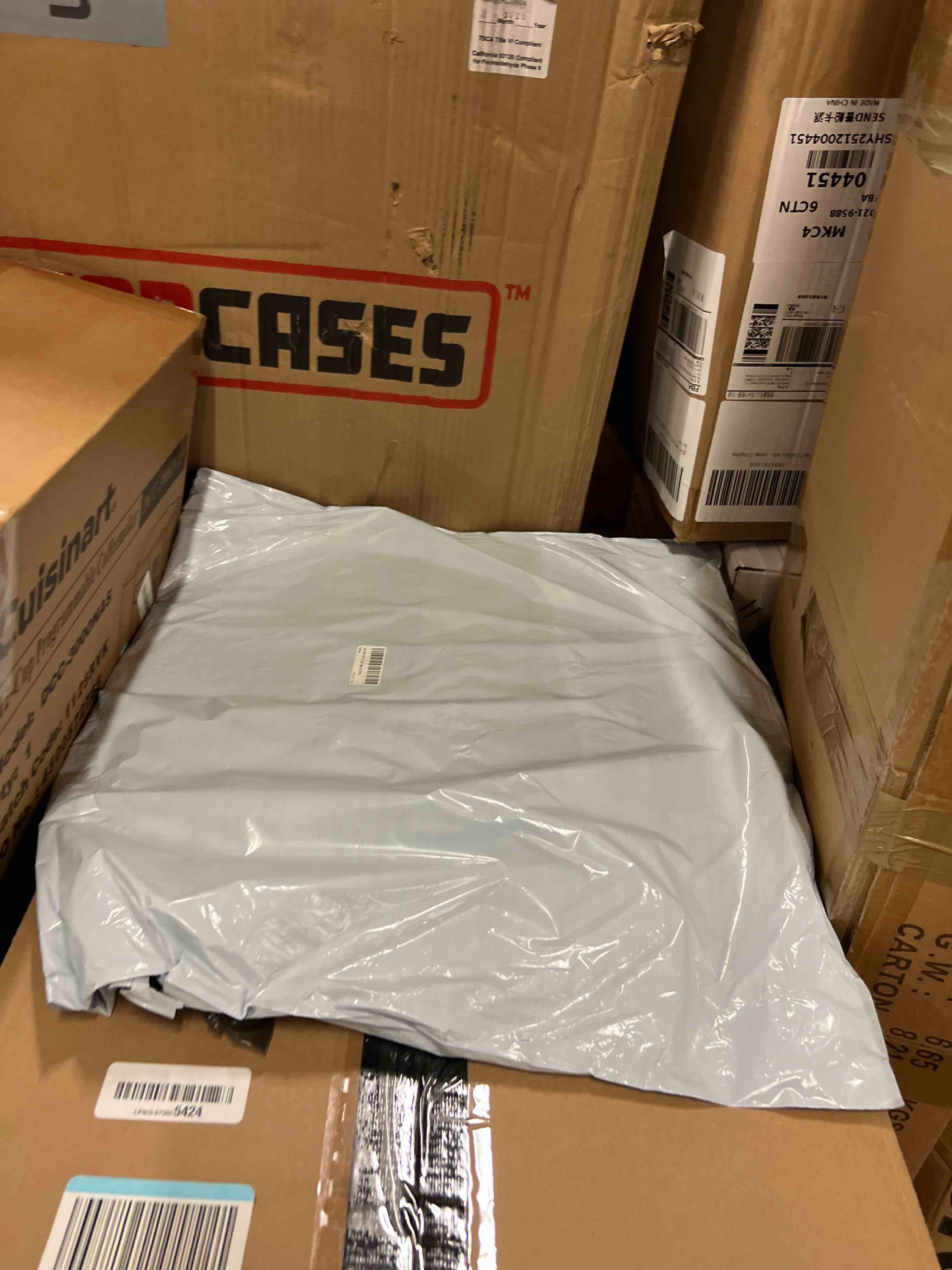 Condition photo showing New/Like New for sump basin cover 17.7 in. od plastic submersible sump pump cover black septic tank lid, heavy duty protection for outdoor water wells, sump bucket, water sump pump