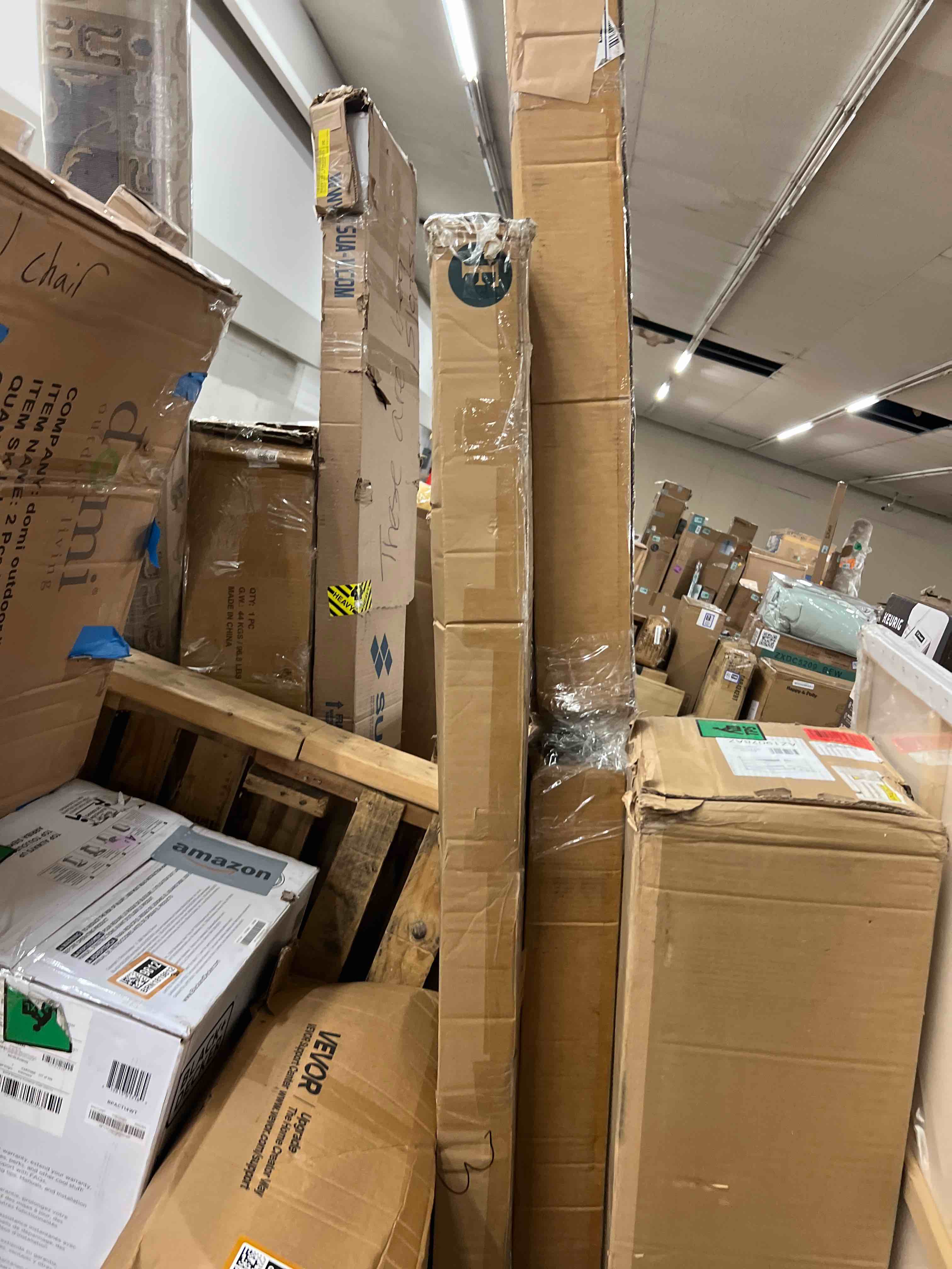 Condition photo showing New/Like New for zinus deepak easy assembly wood slat 1.6 inch bunkie board, bed slat replacement, full full wood slat