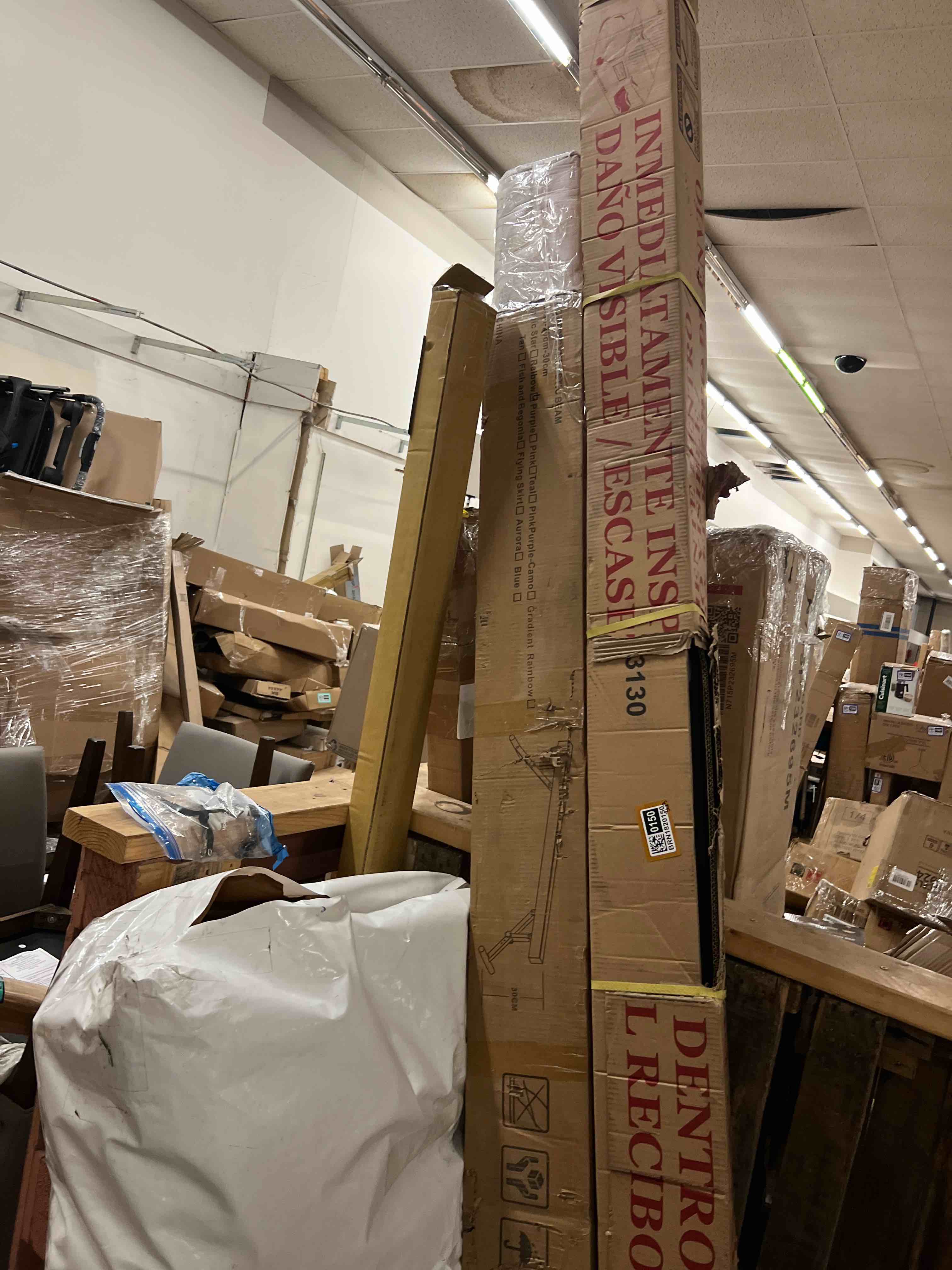 Condition photo showing New/Like New for seliyoo 8ft gymnastics beam,lower height adjustable balance beam for home training beam,competition beam for skills training at home with weight limit 350 lbs