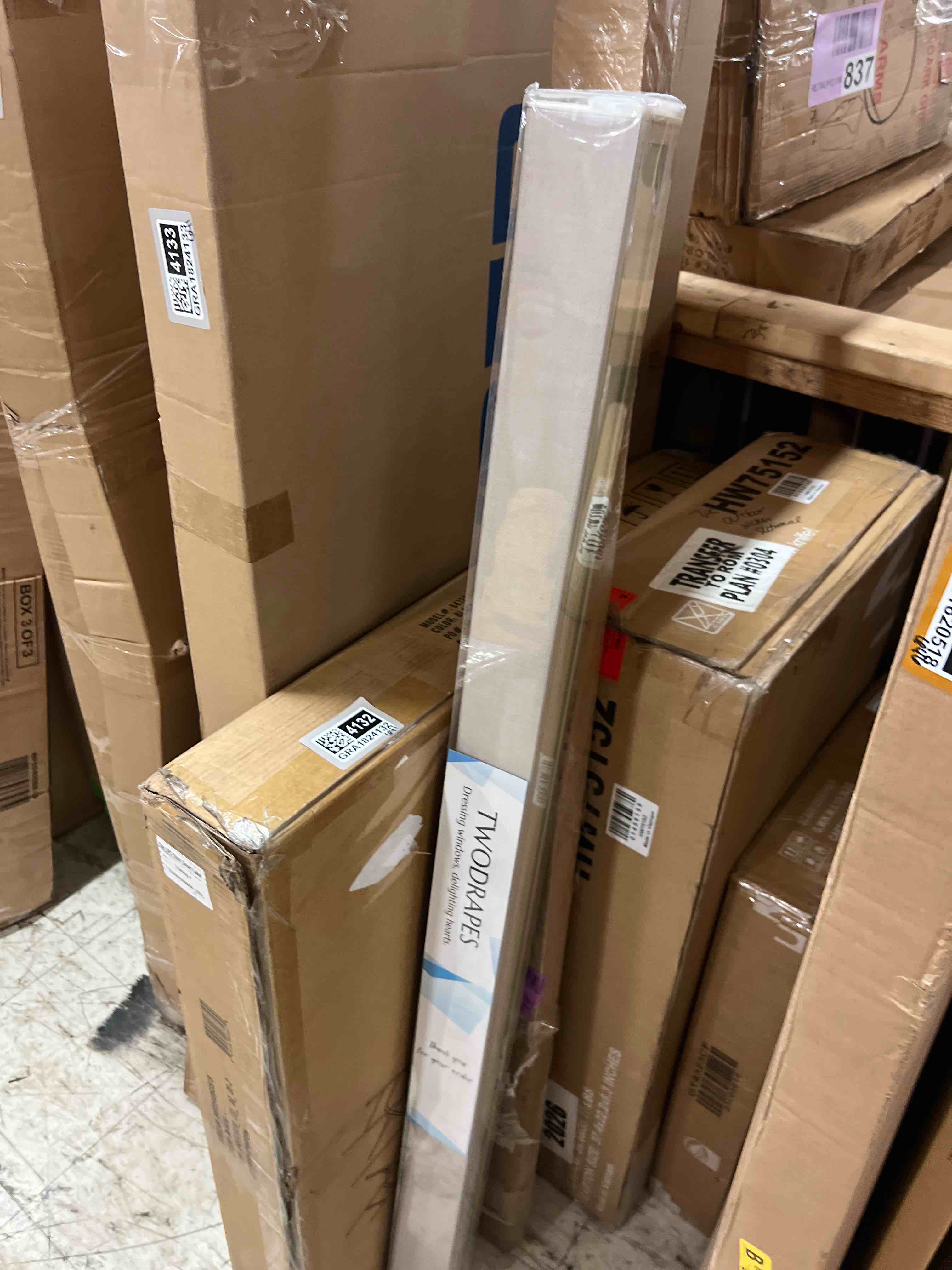 https://s3.amazonaws.com/lotting-images-prod/phillipi/BRN1820516_1788355871586.jpeg