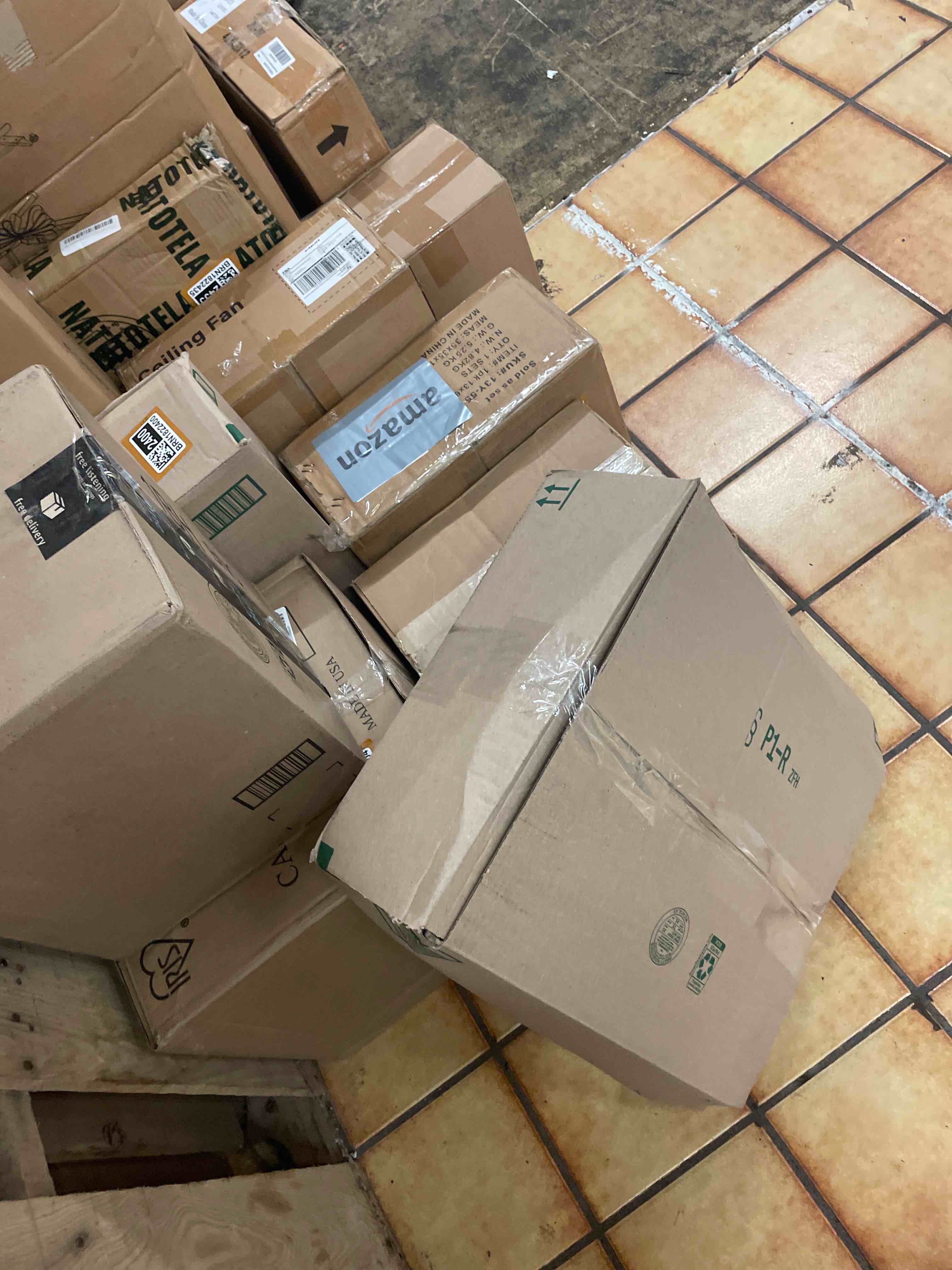https://s3.amazonaws.com/lotting-images-prod/phillipi/BRN1822409_1755218895919.jpeg