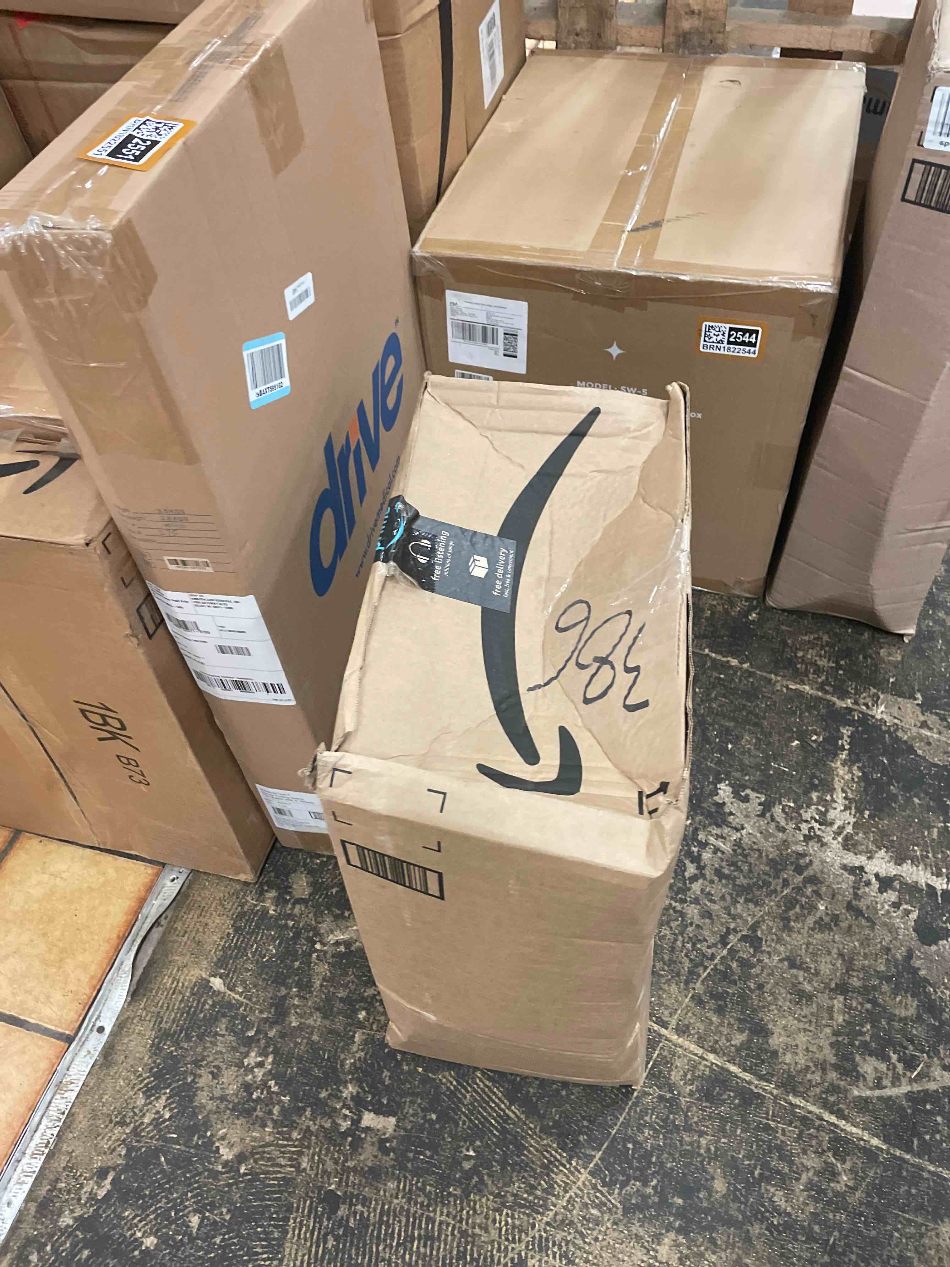 https://s3.amazonaws.com/lotting-images-prod/phillipi/BRN1822552_1755678673396.jpeg