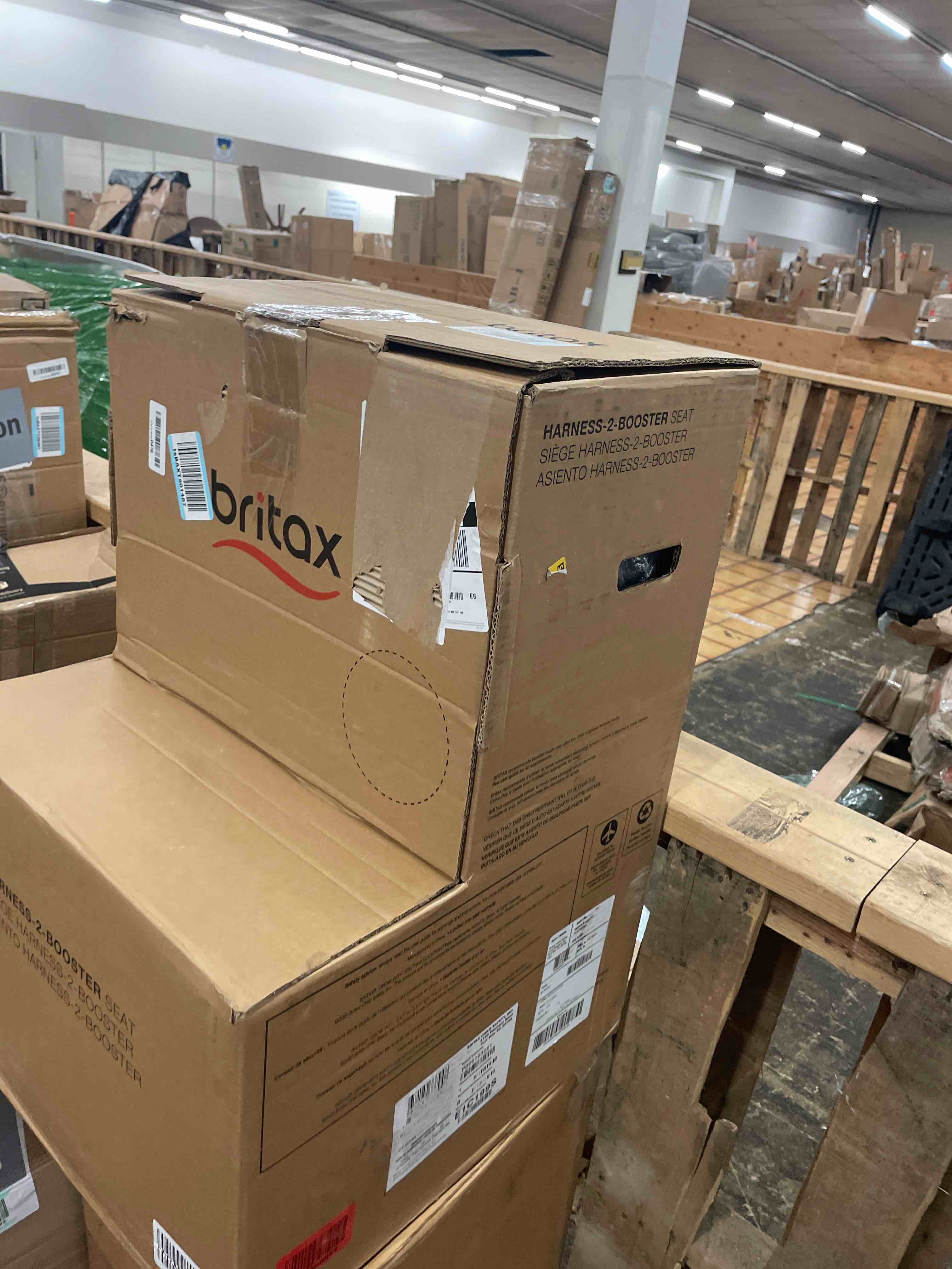 https://s3.amazonaws.com/lotting-images-prod/phillipi/BRN1822557_1755679032708.jpeg