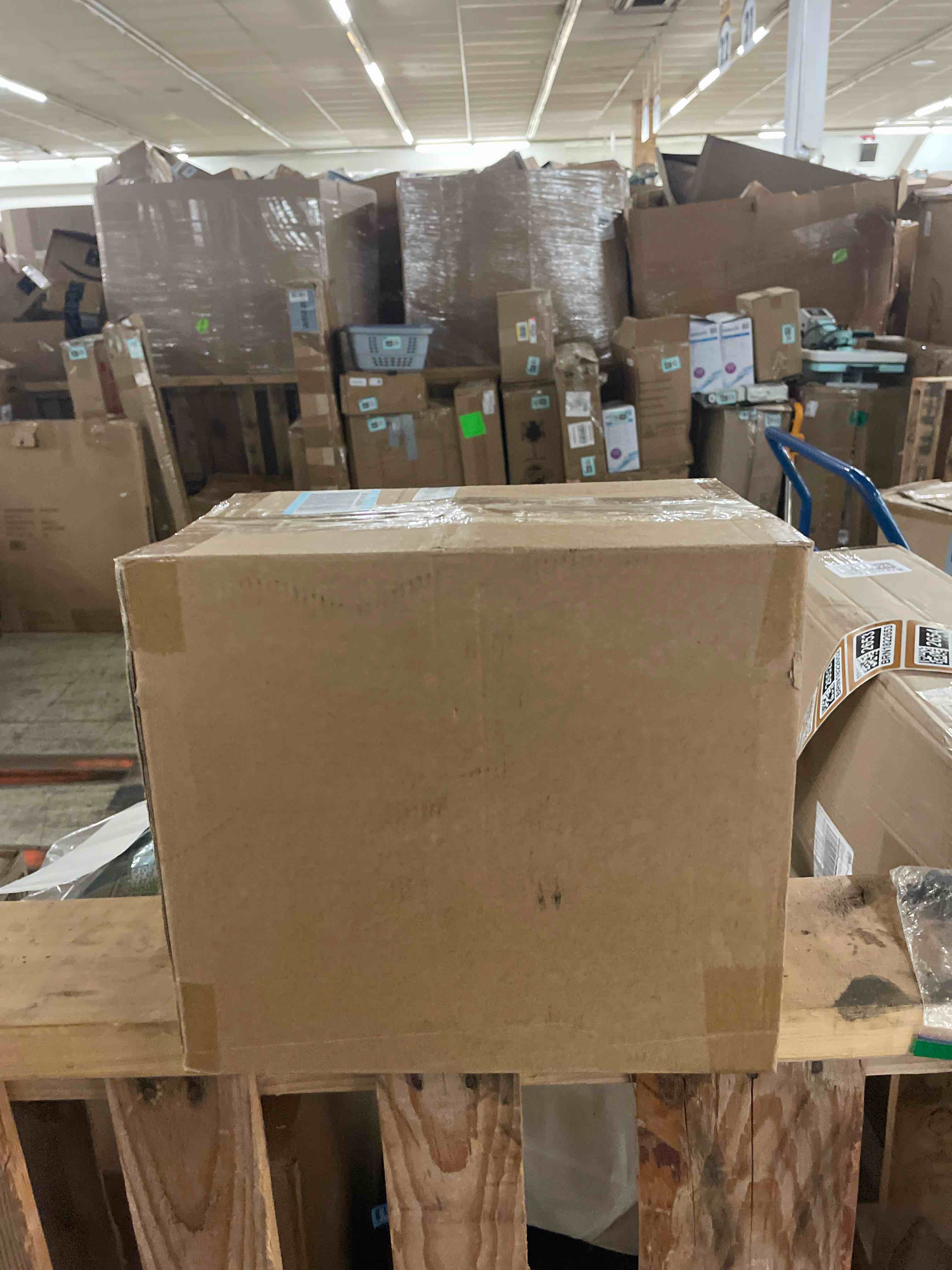 https://s3.amazonaws.com/lotting-images-prod/phillipi/BRN1822665_1755873646155.jpeg