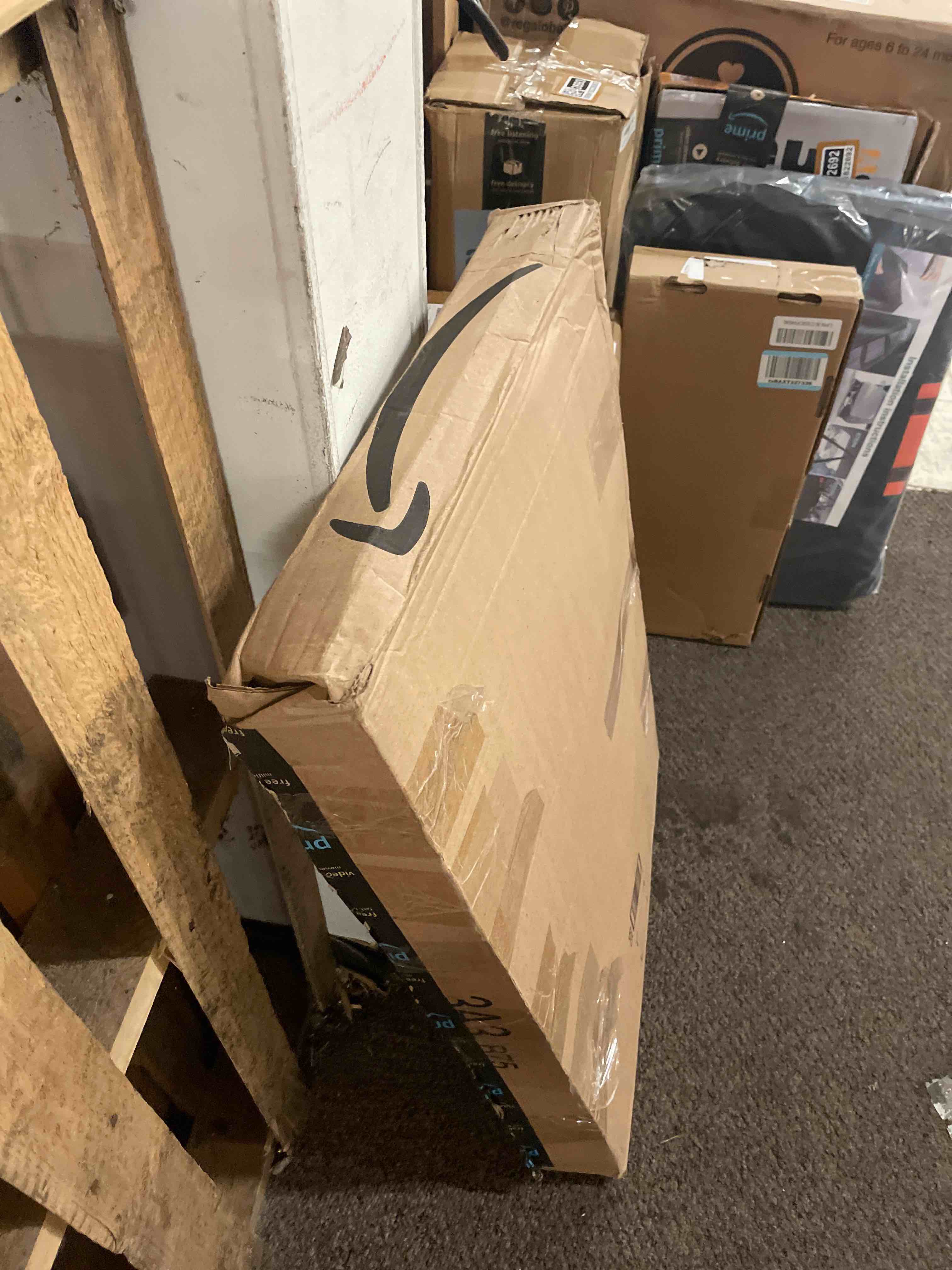https://s3.amazonaws.com/lotting-images-prod/phillipi/BRN1822687_1755870432123.jpeg