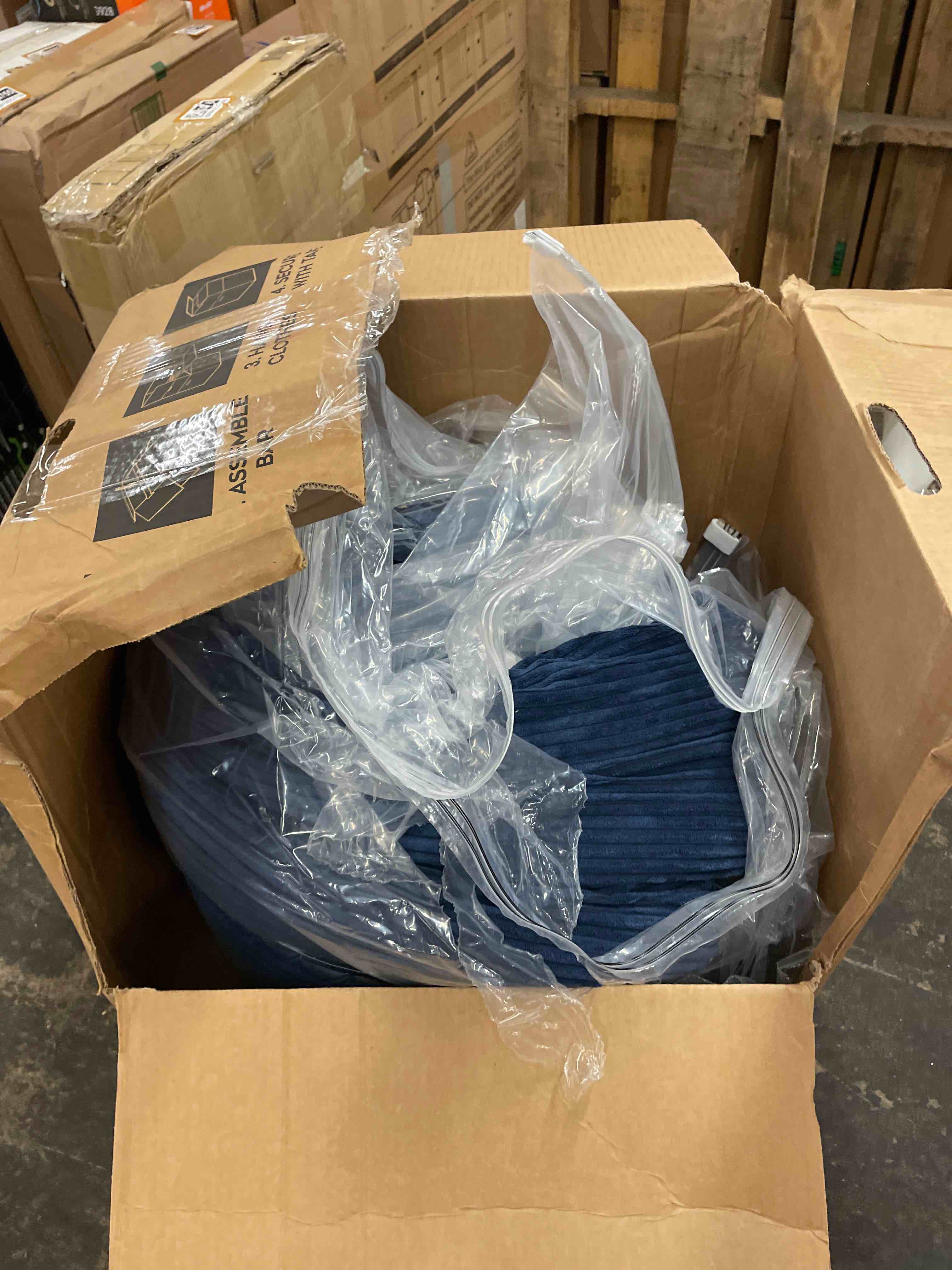 https://s3.amazonaws.com/lotting-images-prod/phillipi/BRN1822746_1756280406217.jpeg