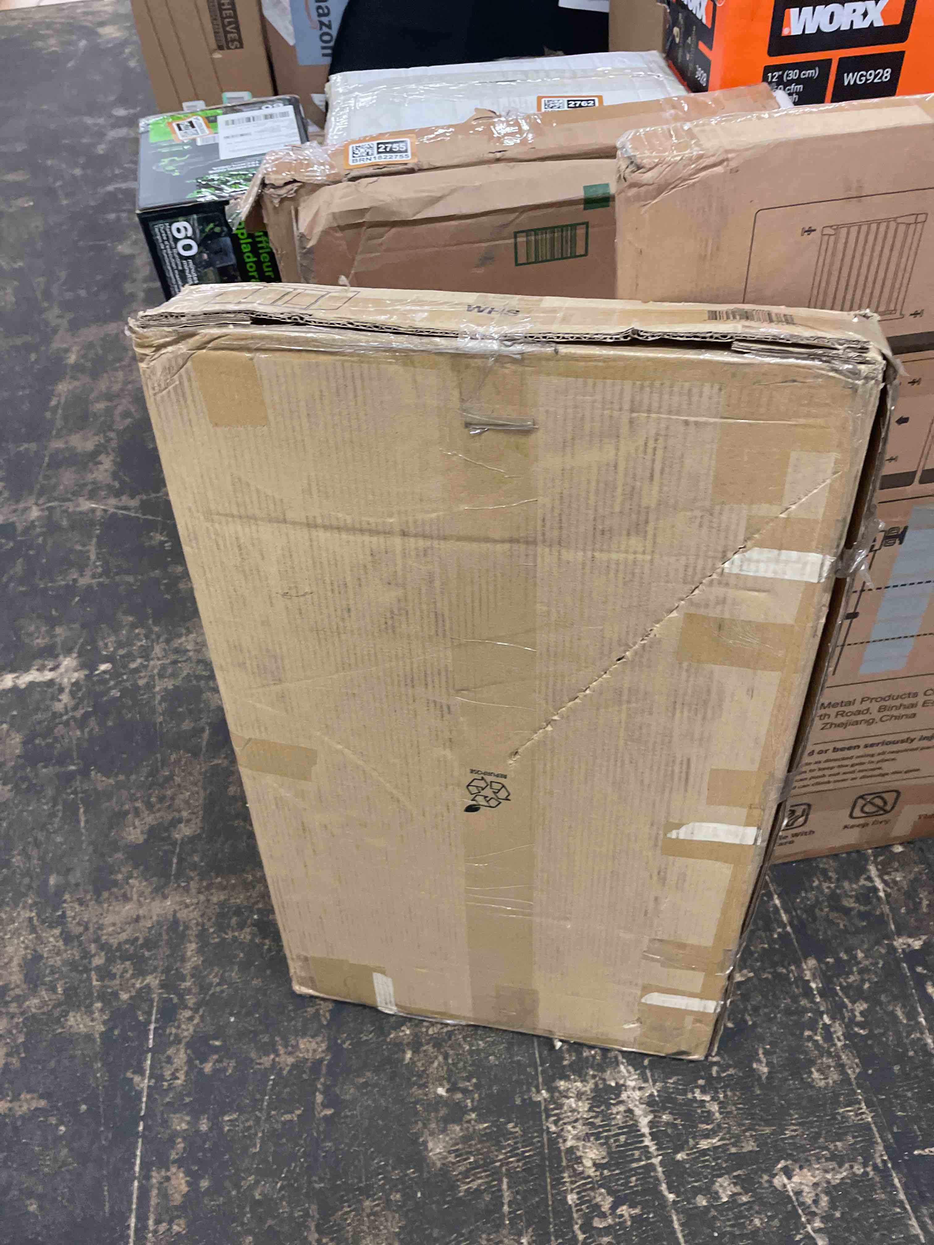 https://s3.amazonaws.com/lotting-images-prod/phillipi/BRN1822748_1756278434137.jpeg