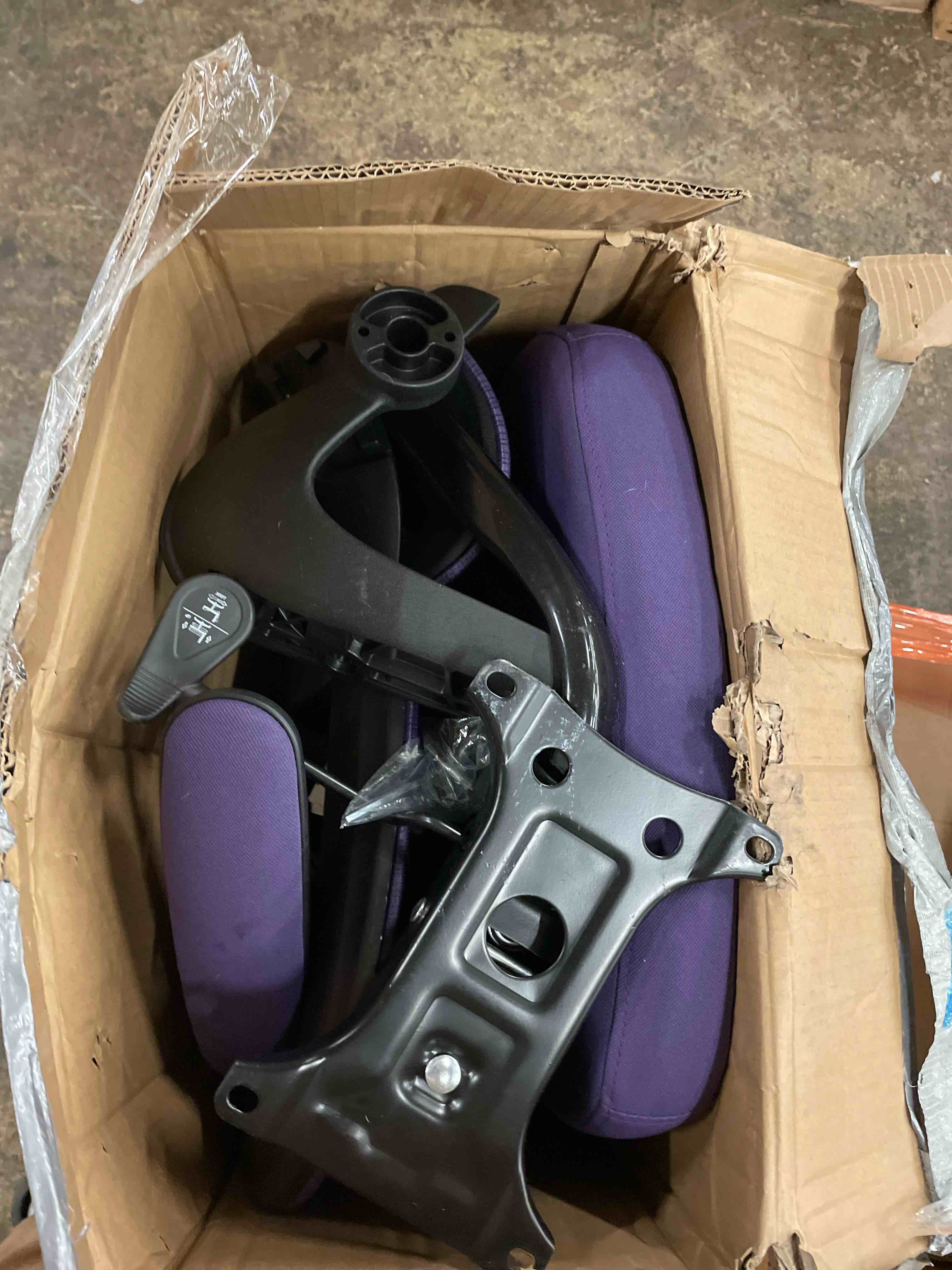 https://s3.amazonaws.com/lotting-images-prod/phillipi/BRN1822836_1756442303471.jpeg