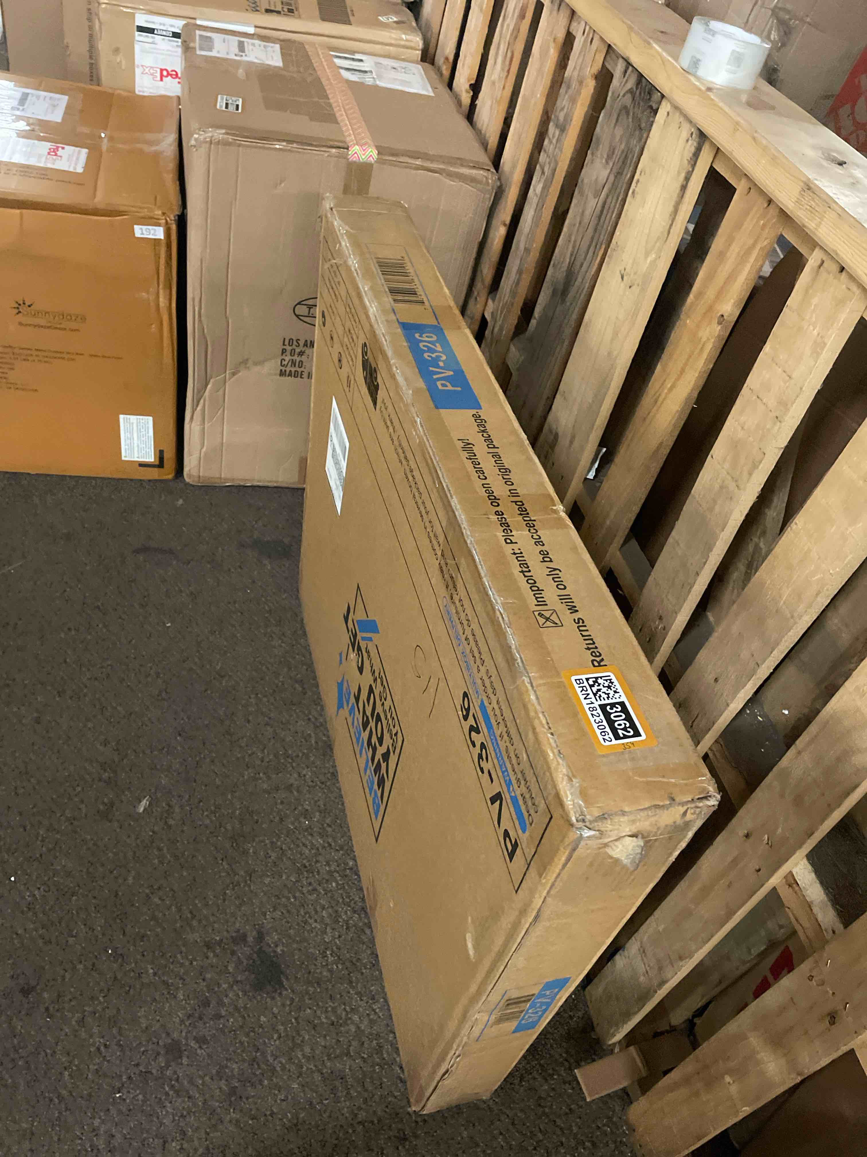 https://s3.amazonaws.com/lotting-images-prod/phillipi/BRN1823062_1757056348138.jpeg